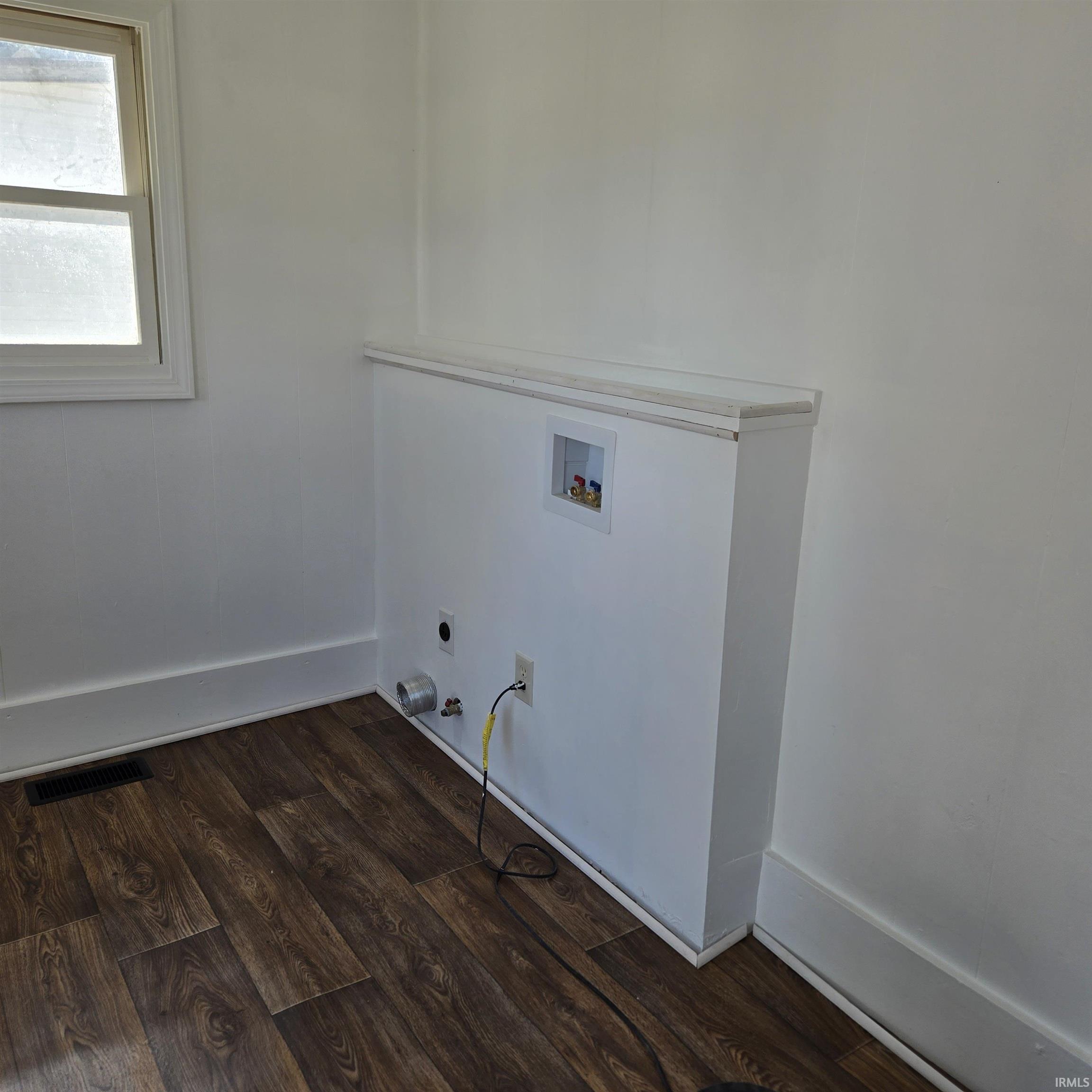 214 W Williams Street