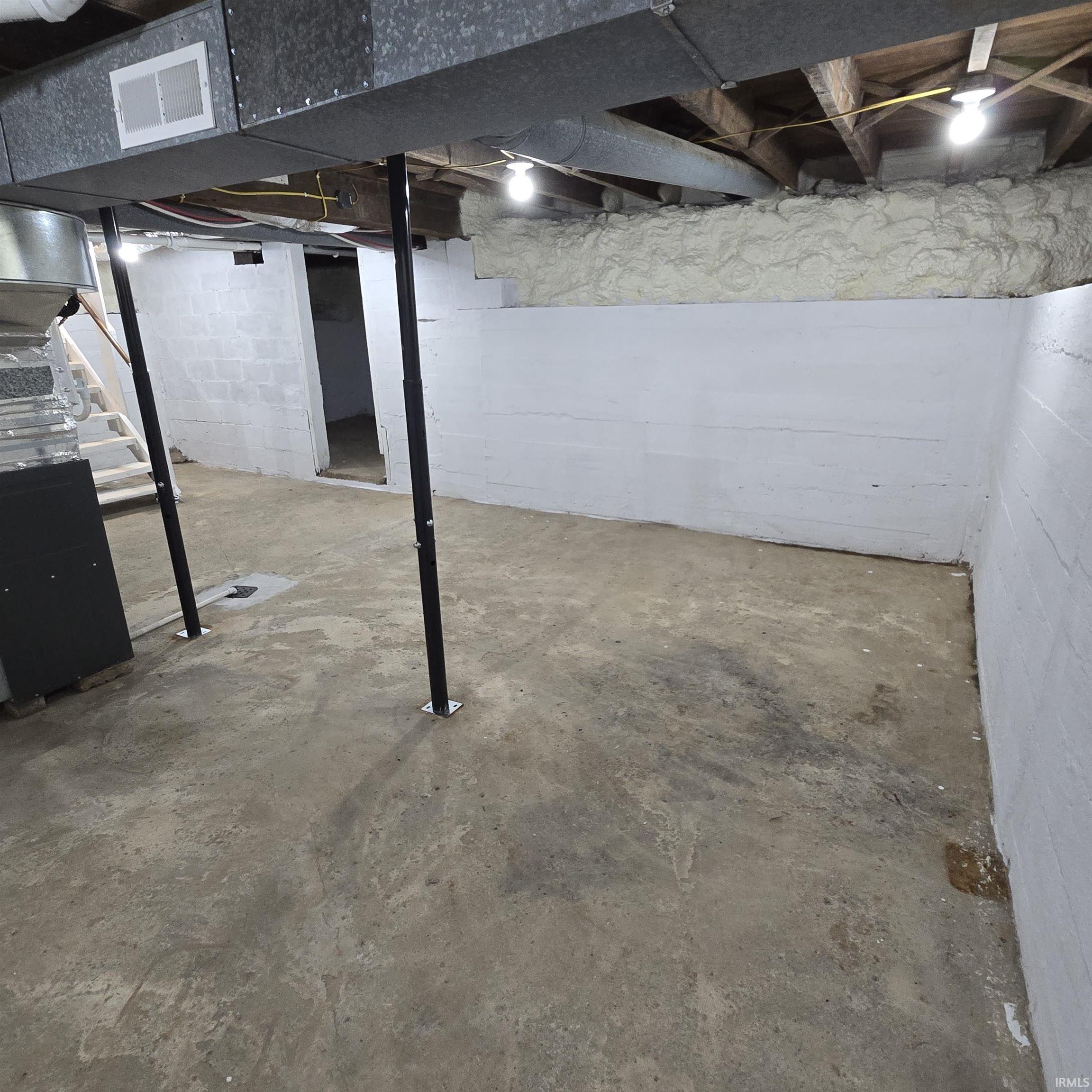 214 W Williams Street