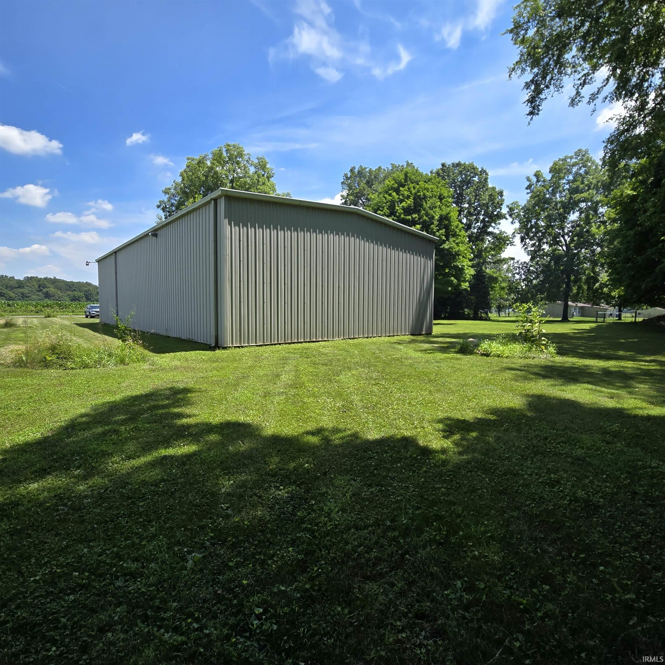 5877 Pine Road