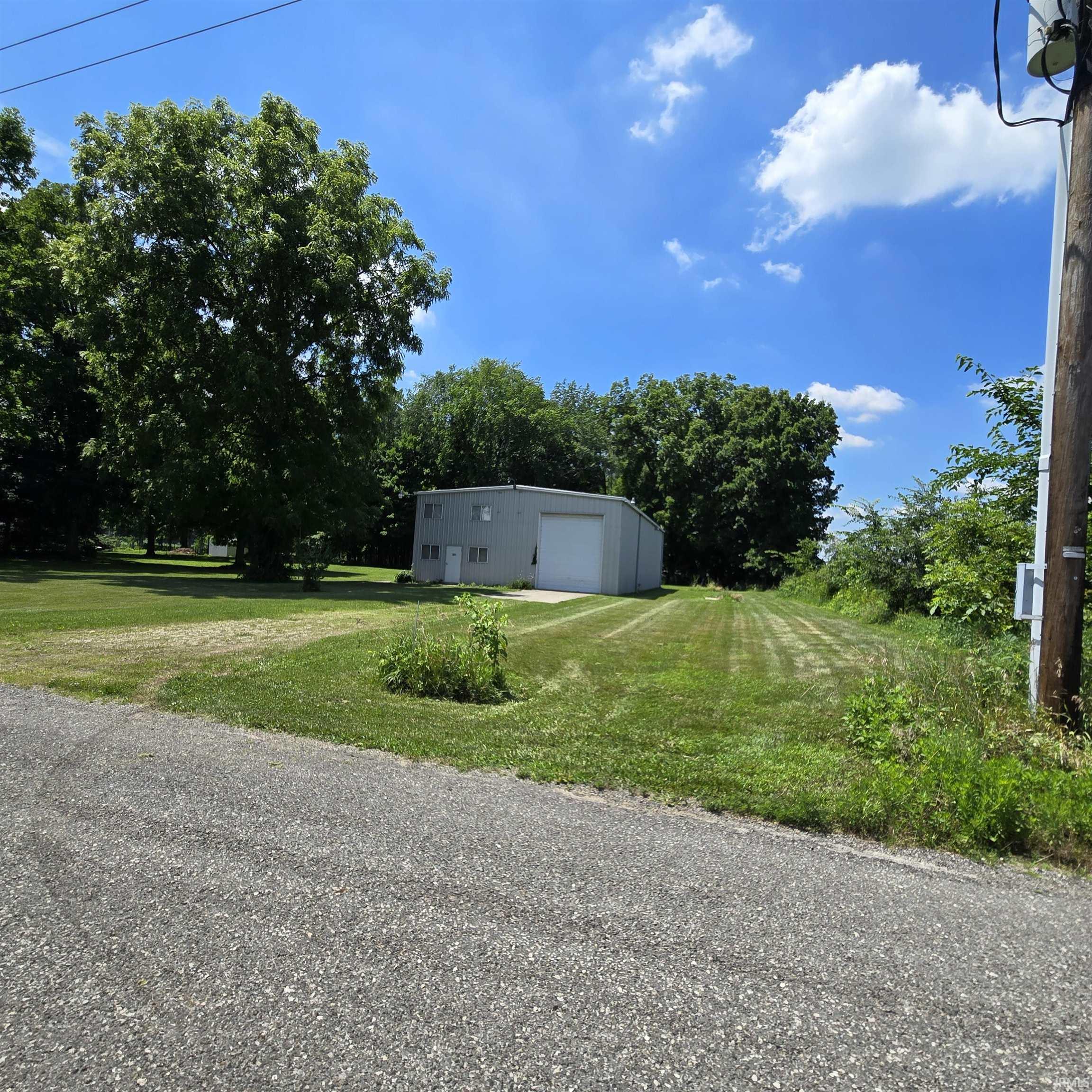 5877 Pine Road