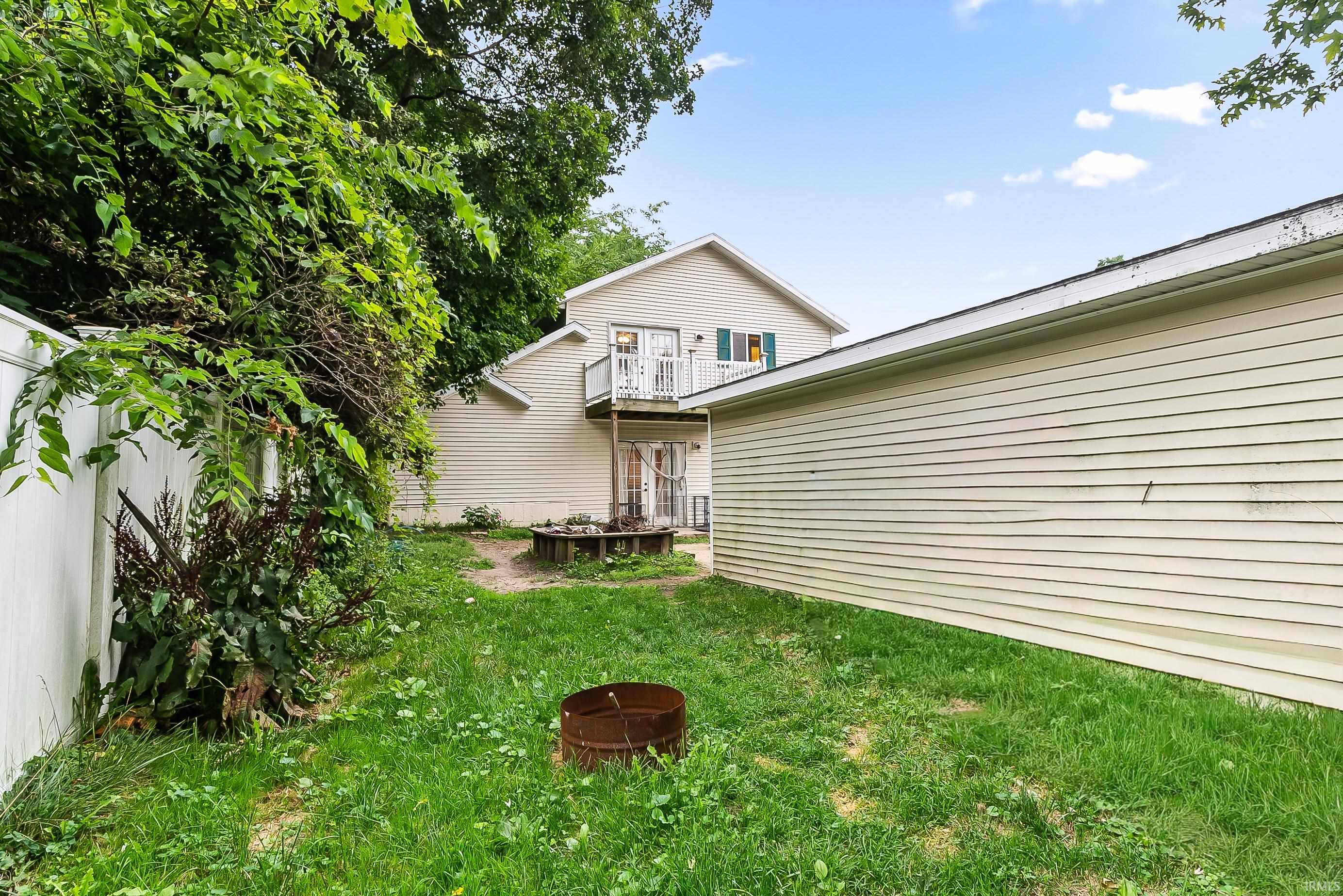 1211 Lake Avenue