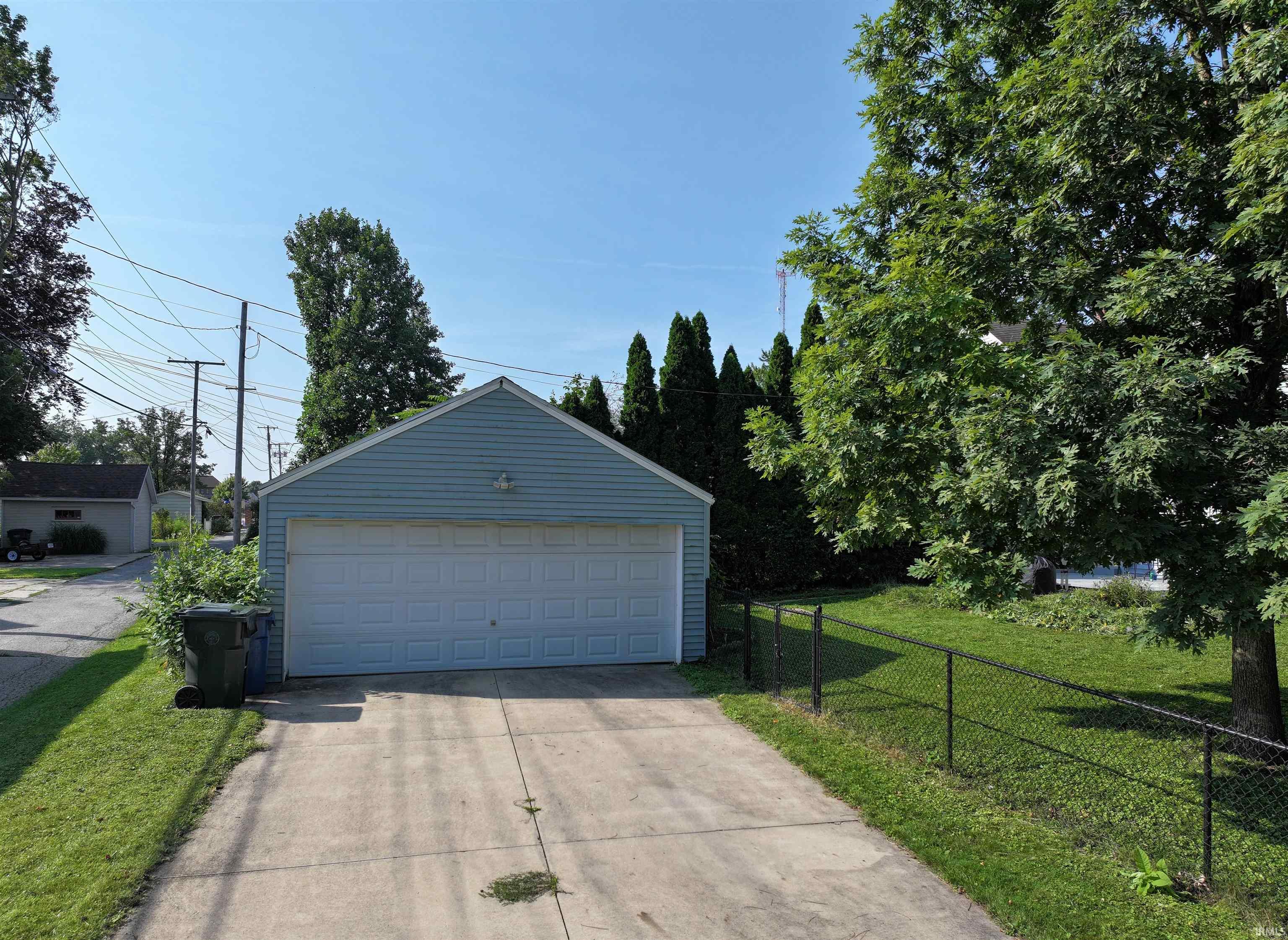 724 N Center Street