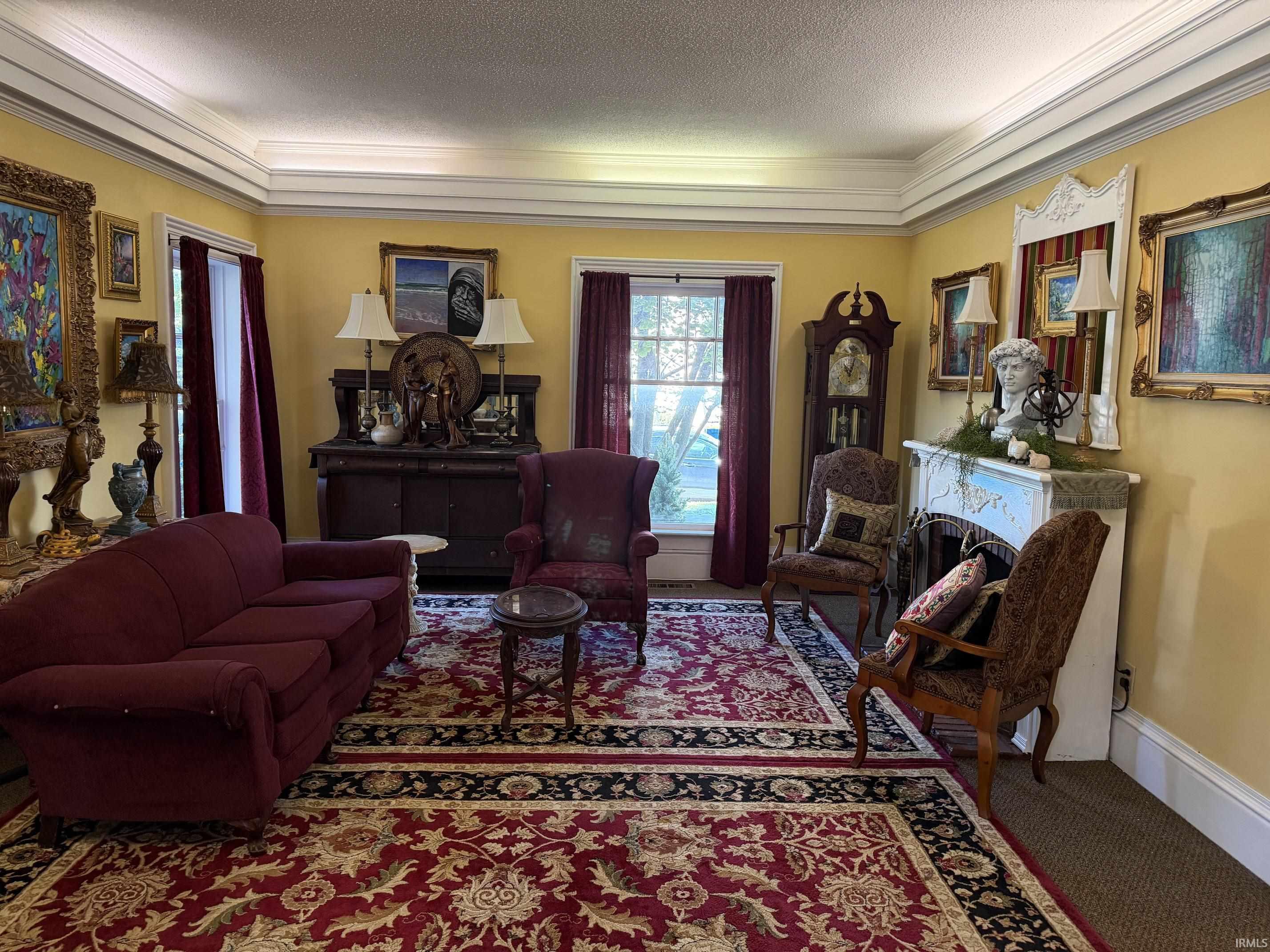 218 W Adams Street