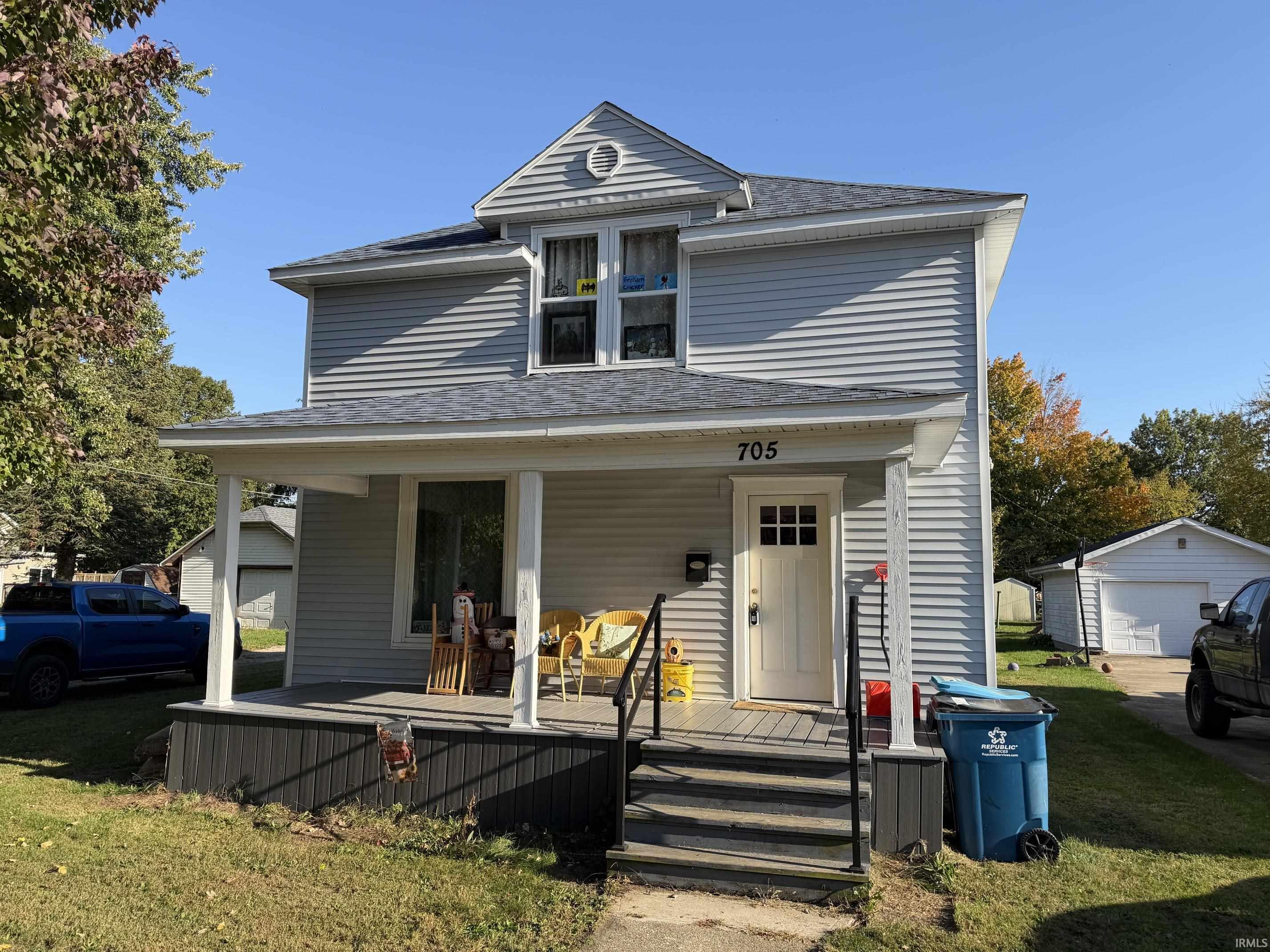 705 Illinois Street