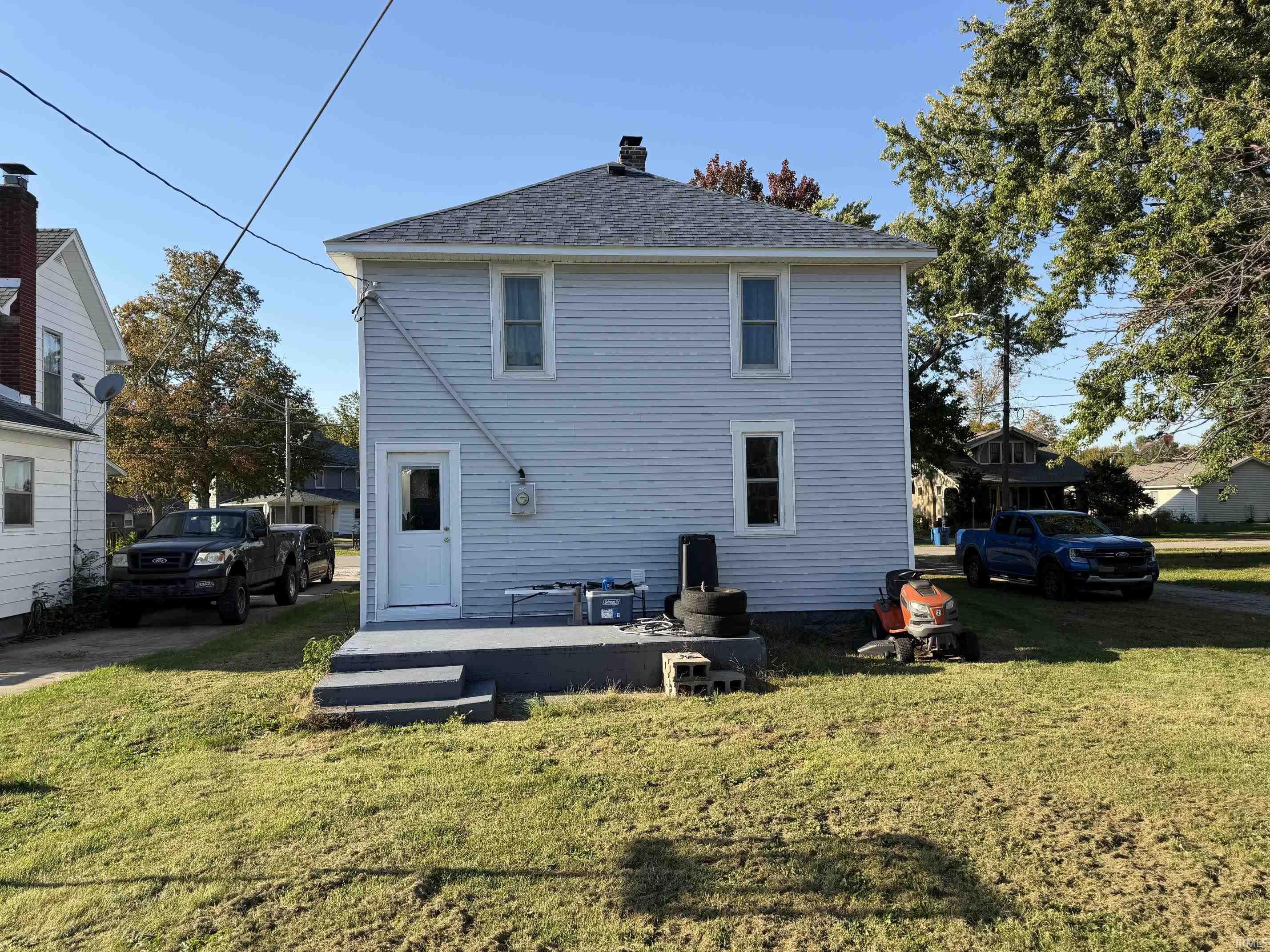705 Illinois Street