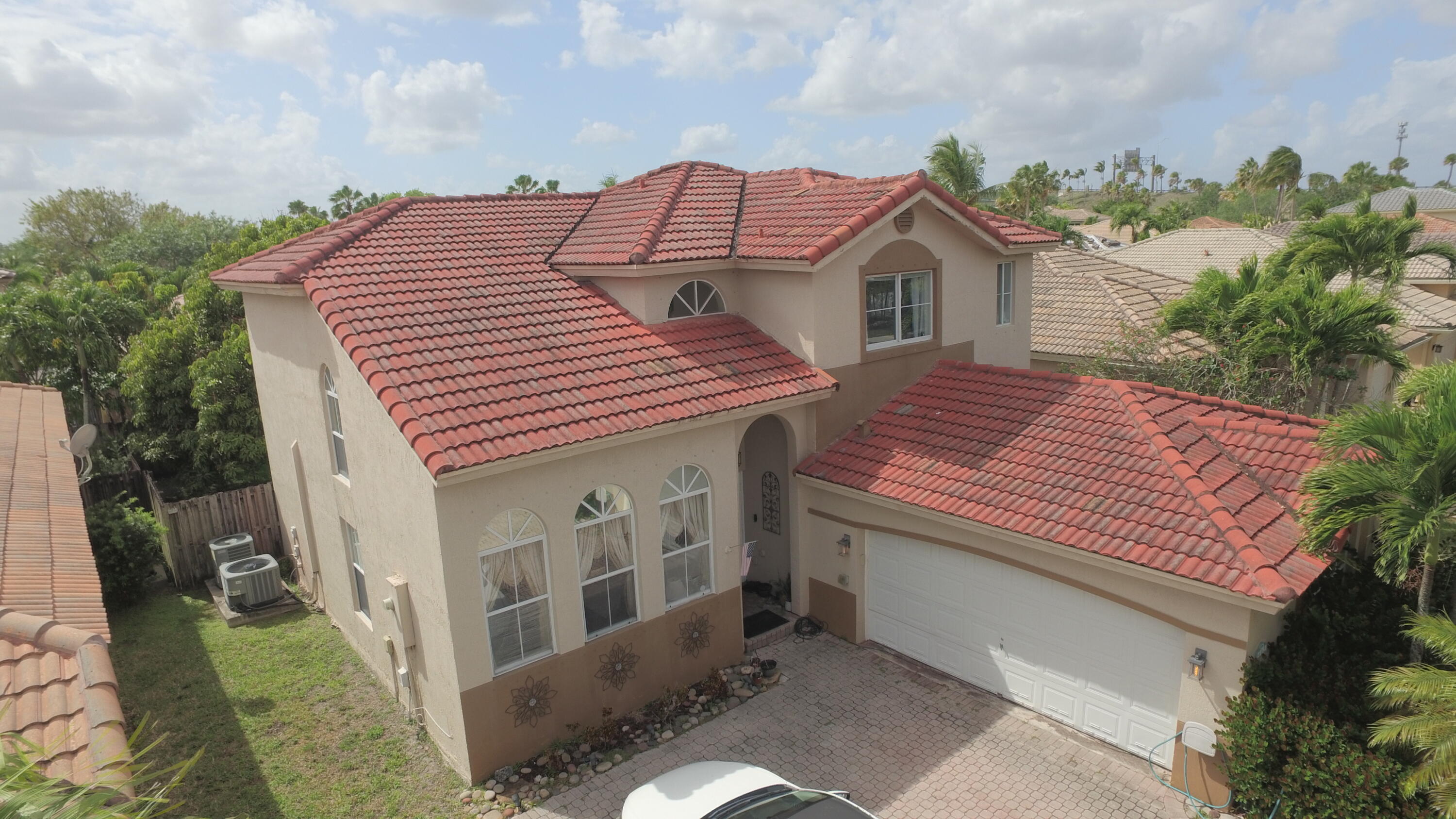 405 E Royal Cove Circle