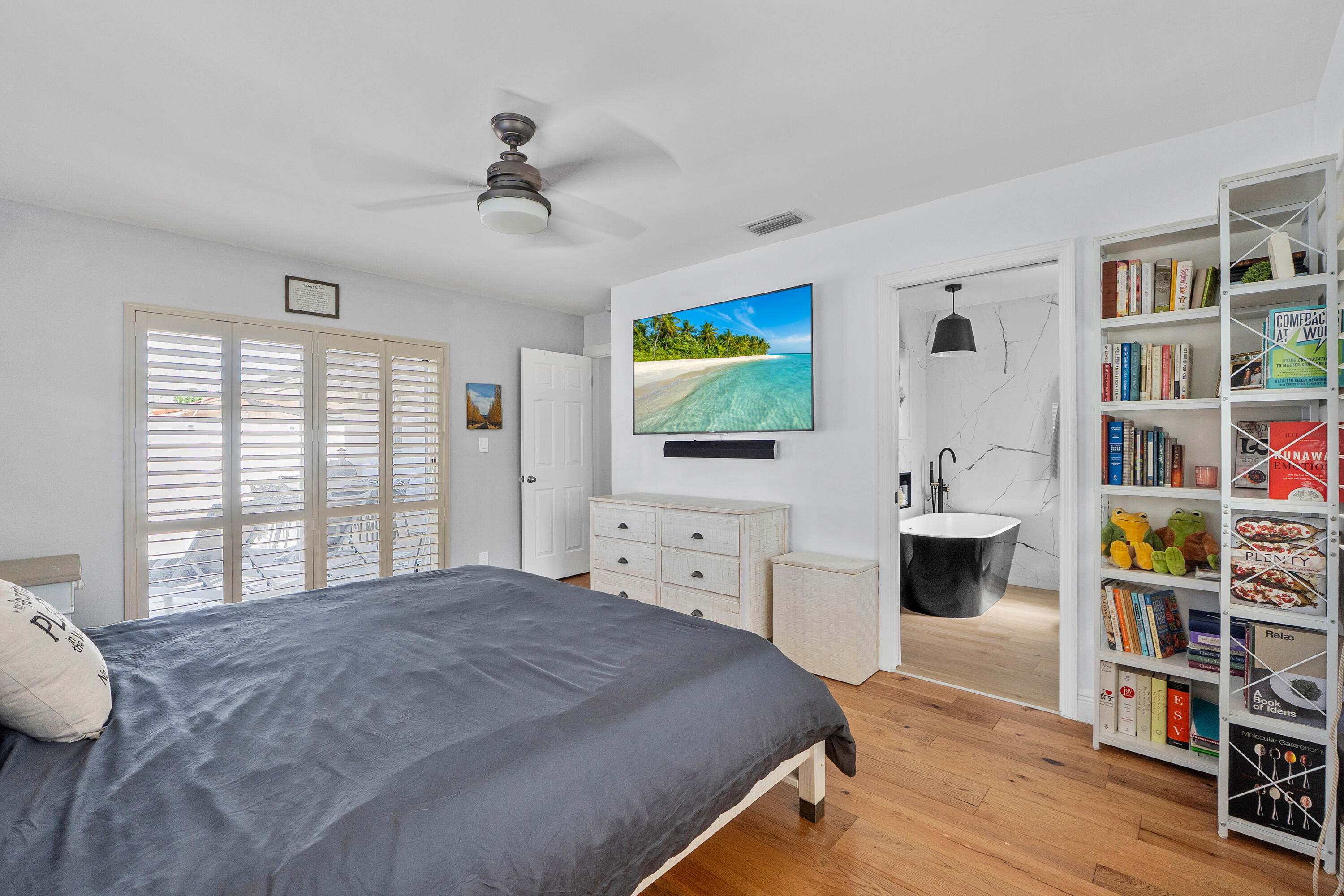 3166 NW 68th Street