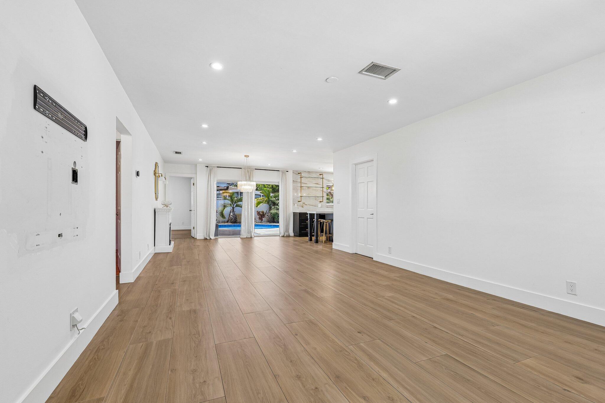 3166 NW 68TH Street