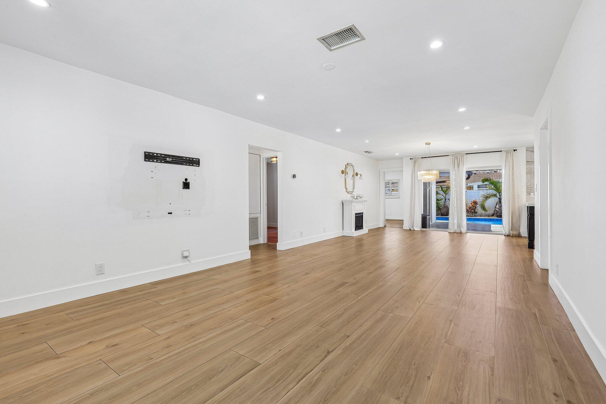 3166 NW 68TH Street