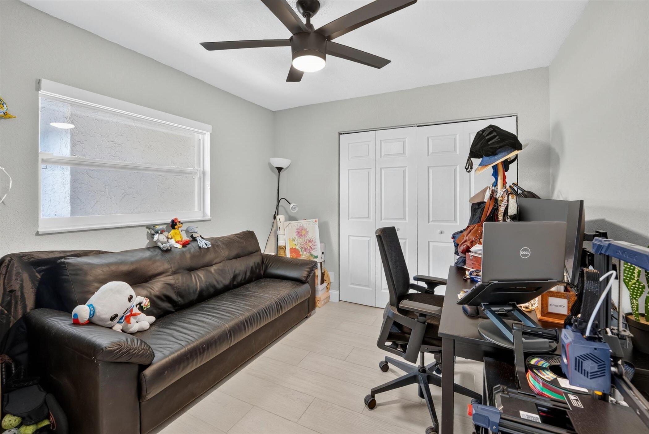 8131 NW 44TH Court