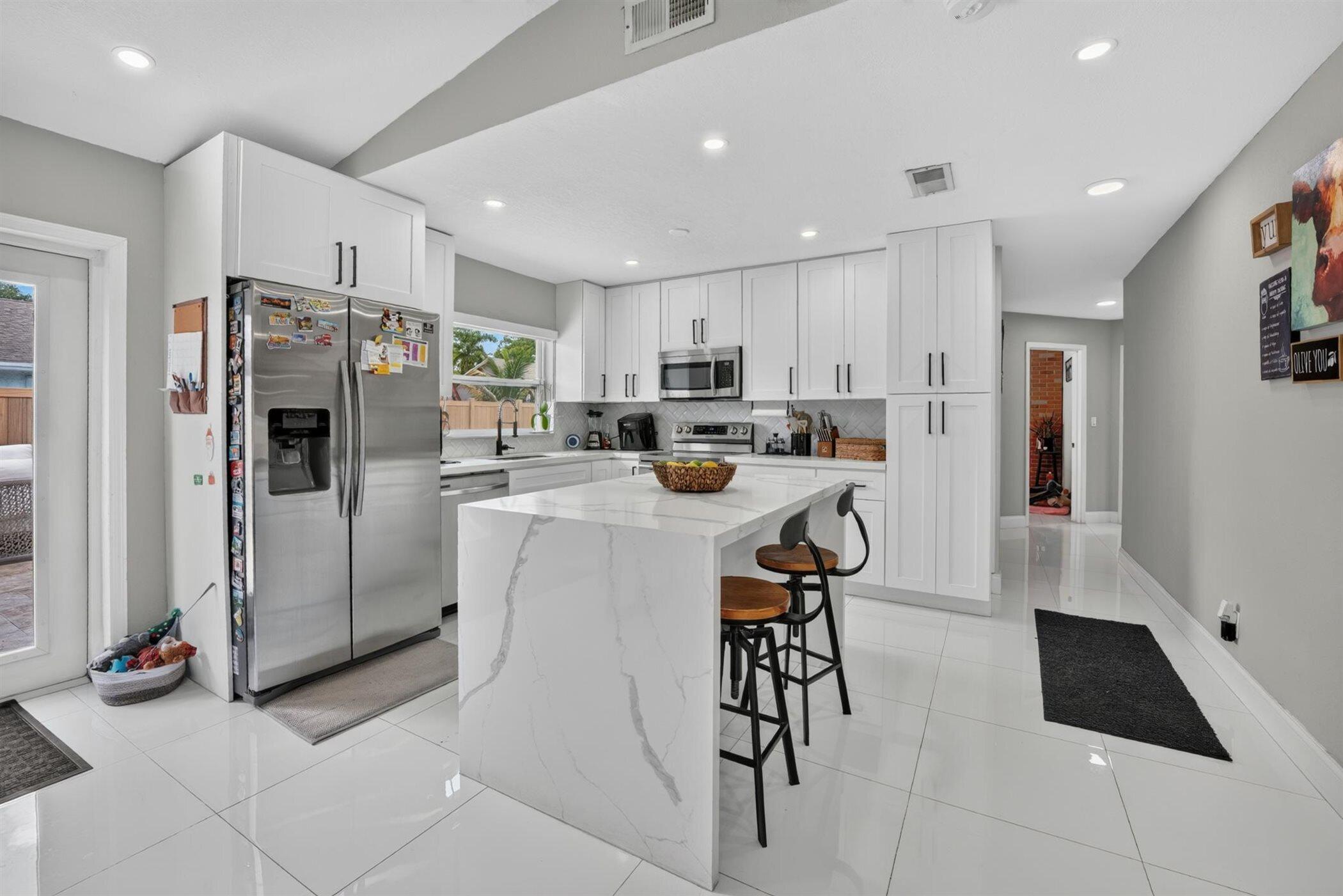 8131 NW 44TH Court