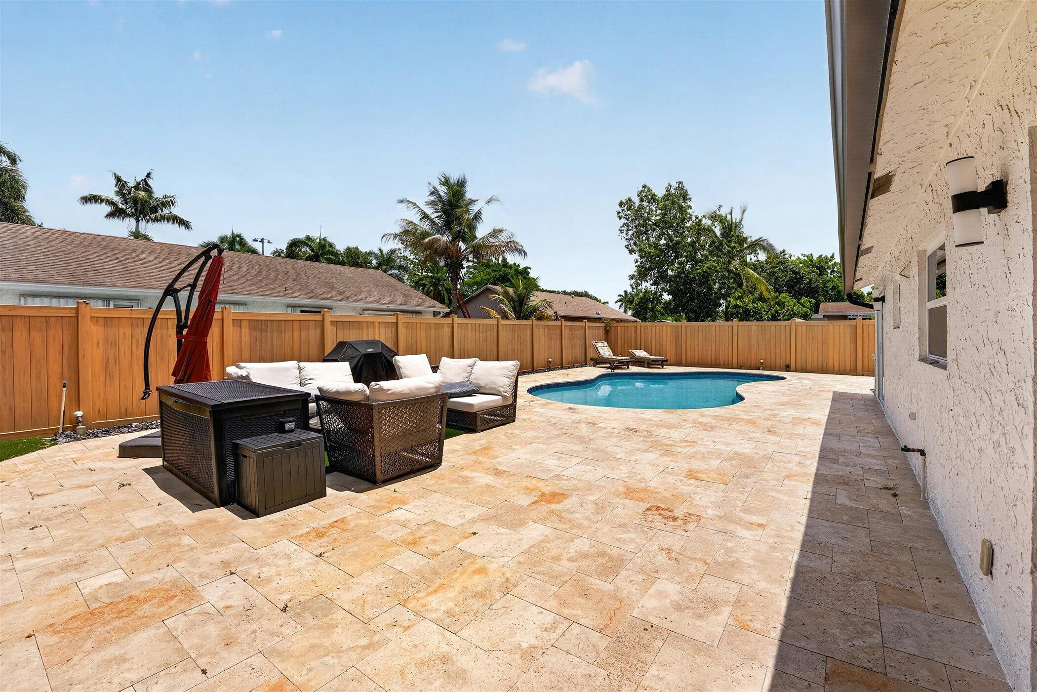 8131 NW 44TH Court