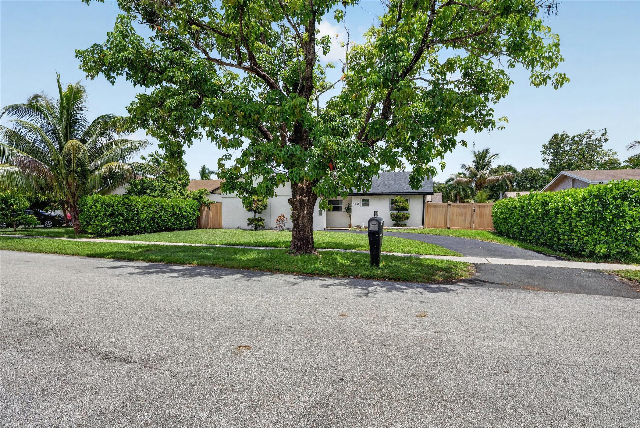 8131 NW 44TH Court