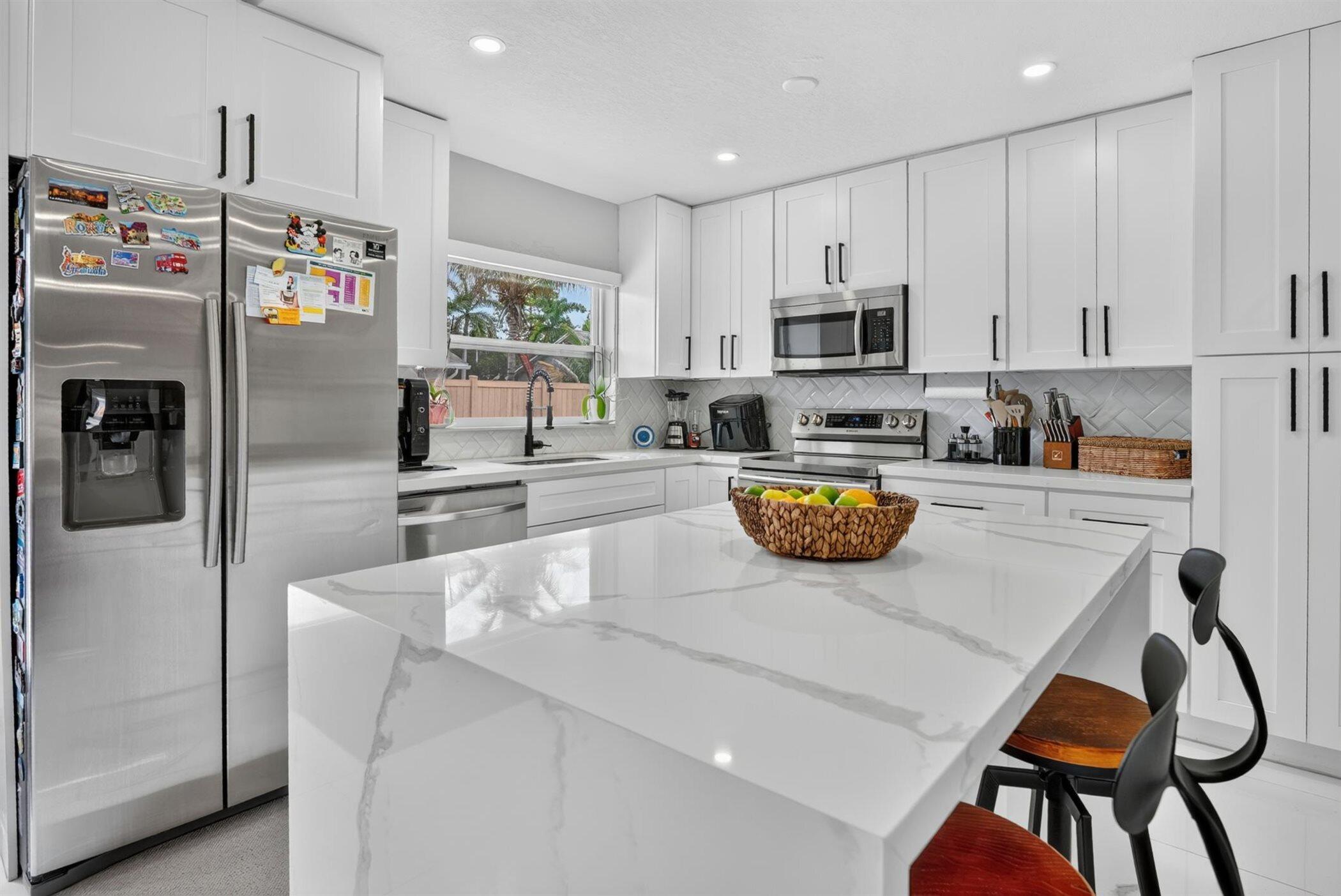8131 NW 44TH Court