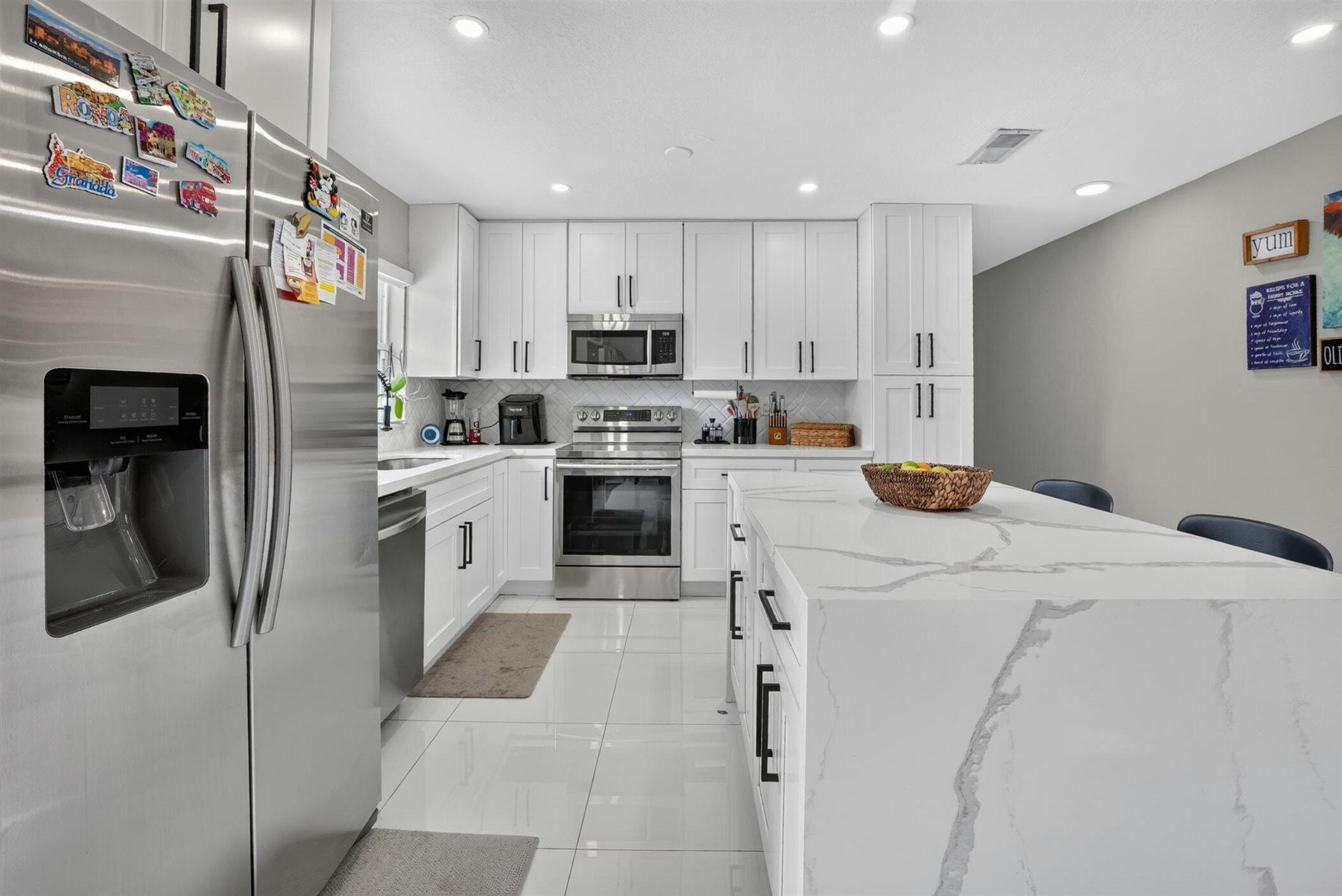 8131 NW 44TH Court