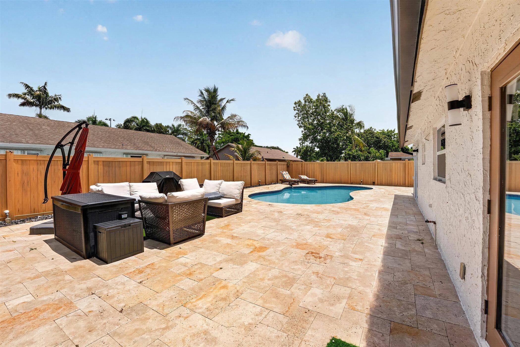 8131 NW 44TH Court