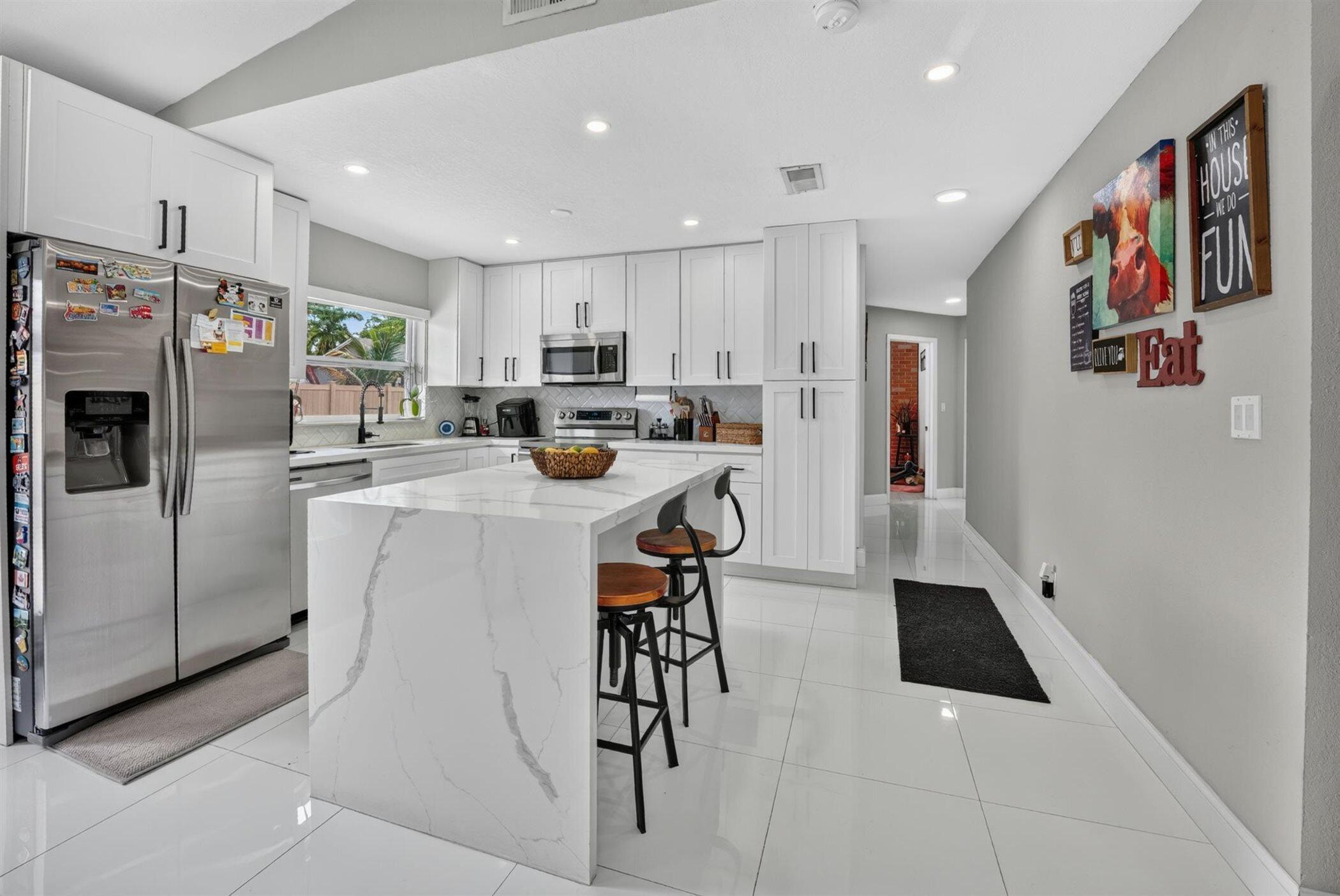 8131 NW 44TH Court