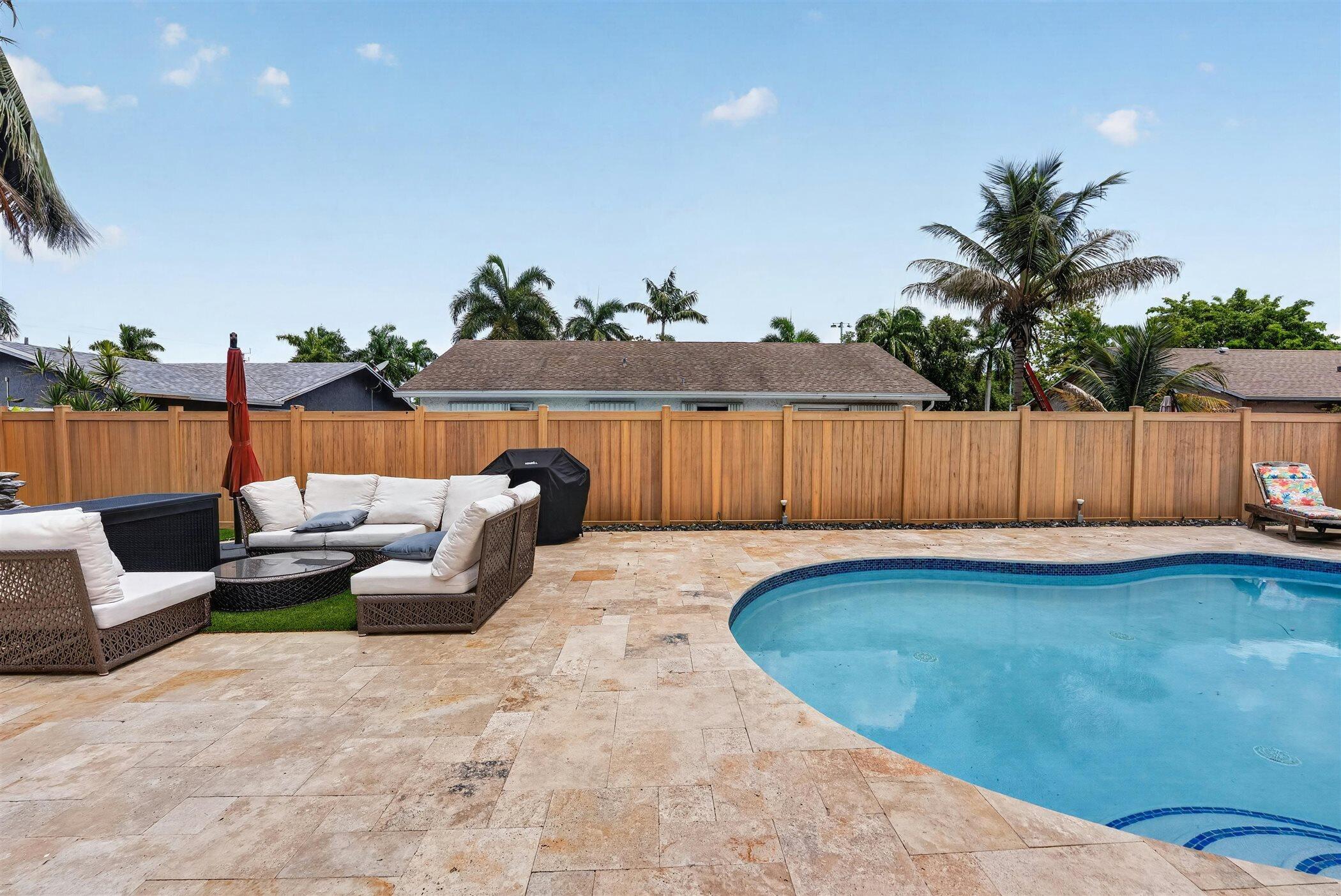 8131 NW 44TH Court