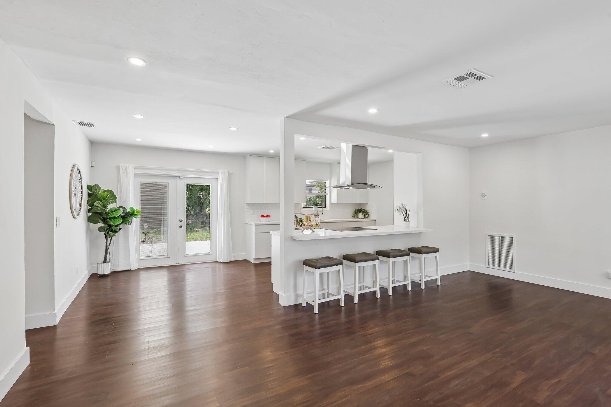 1040 NW 149TH Street