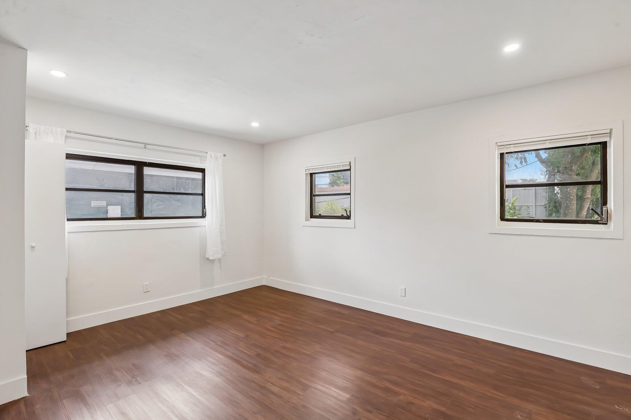 1040 NW 149TH Street