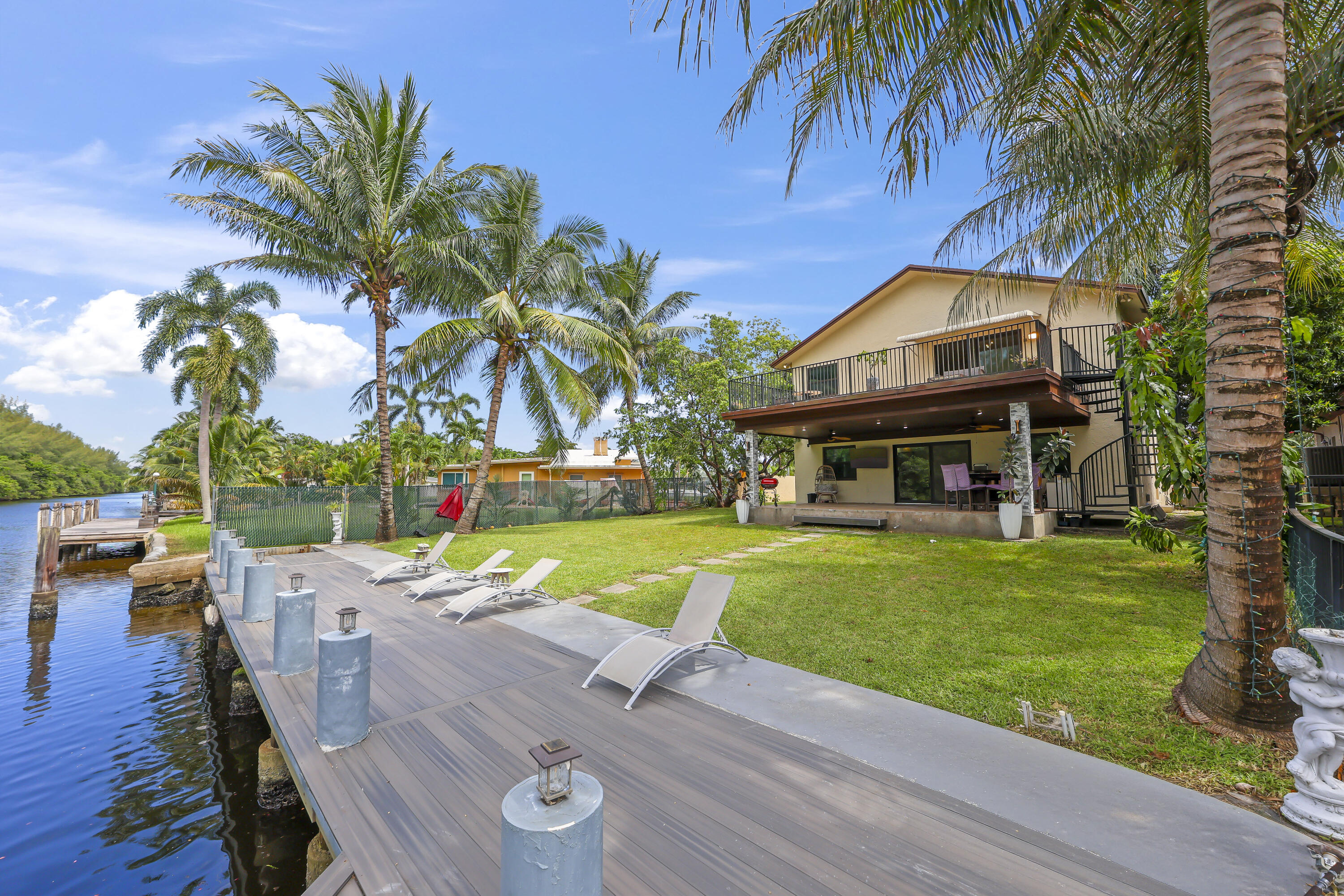4406 SW 35th Avenue Fort Lauderdale Fl Us 33312 B26069514