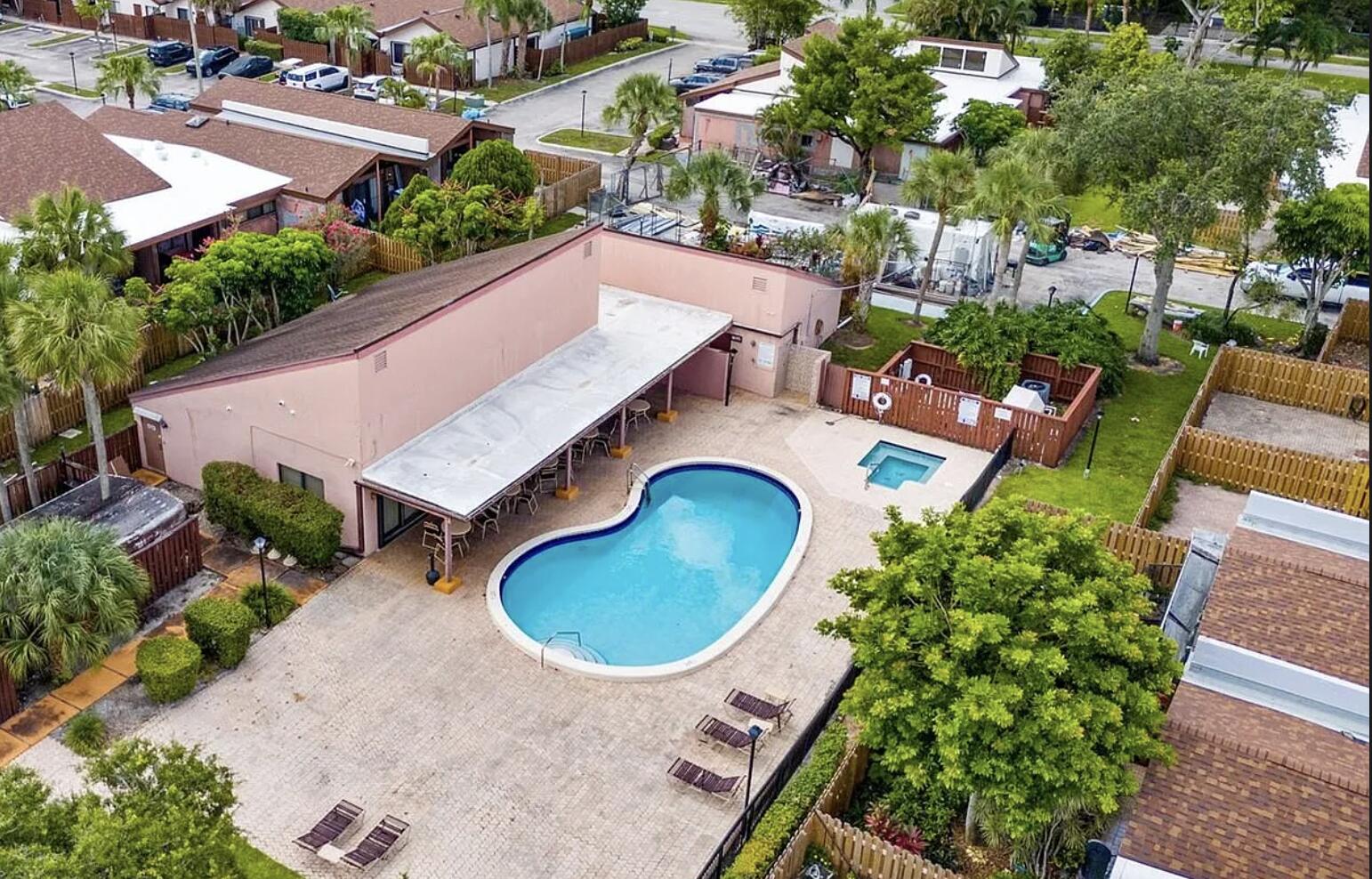1720 NW 73rd Avenue