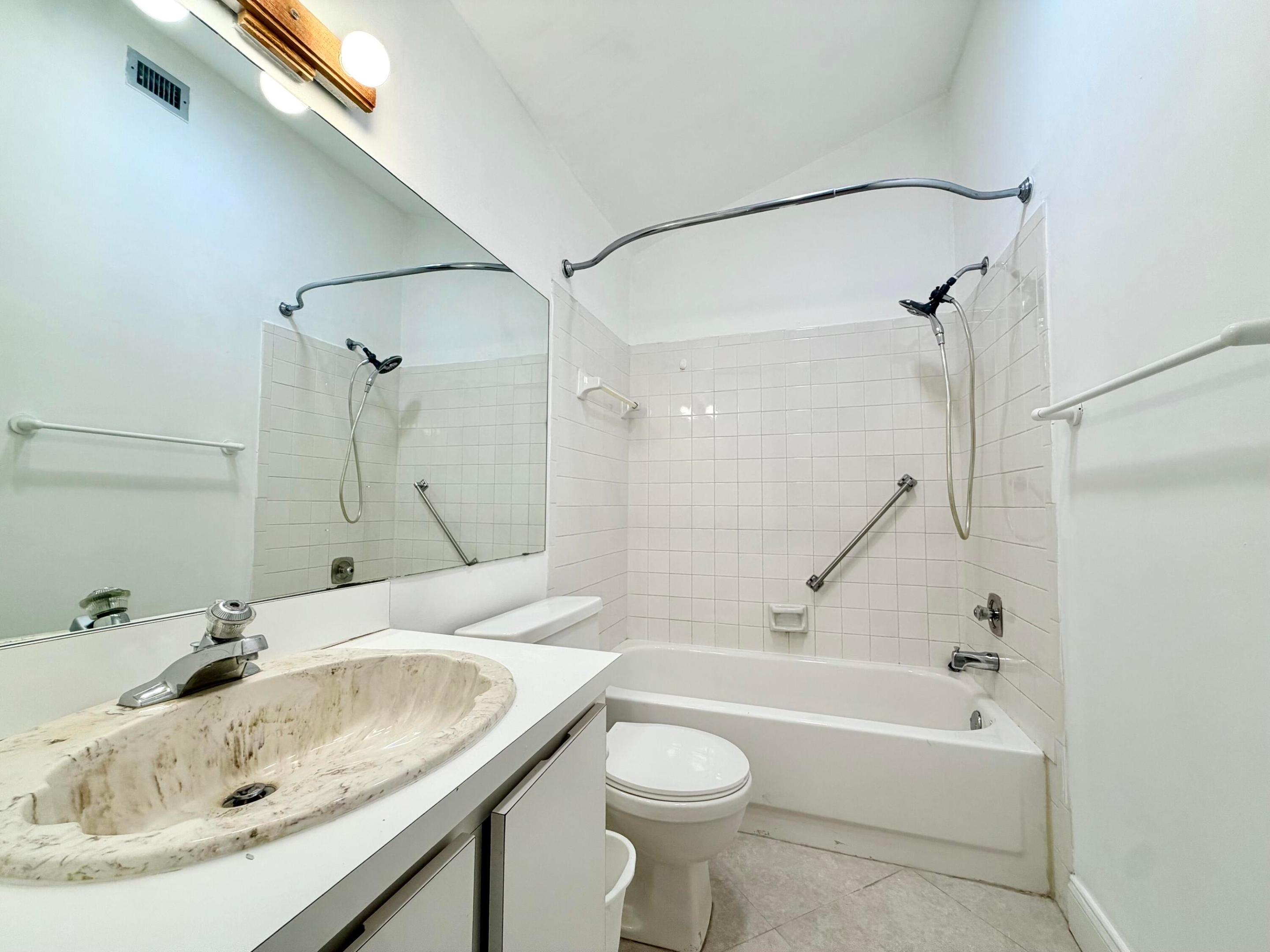 1720 NW 73rd Avenue