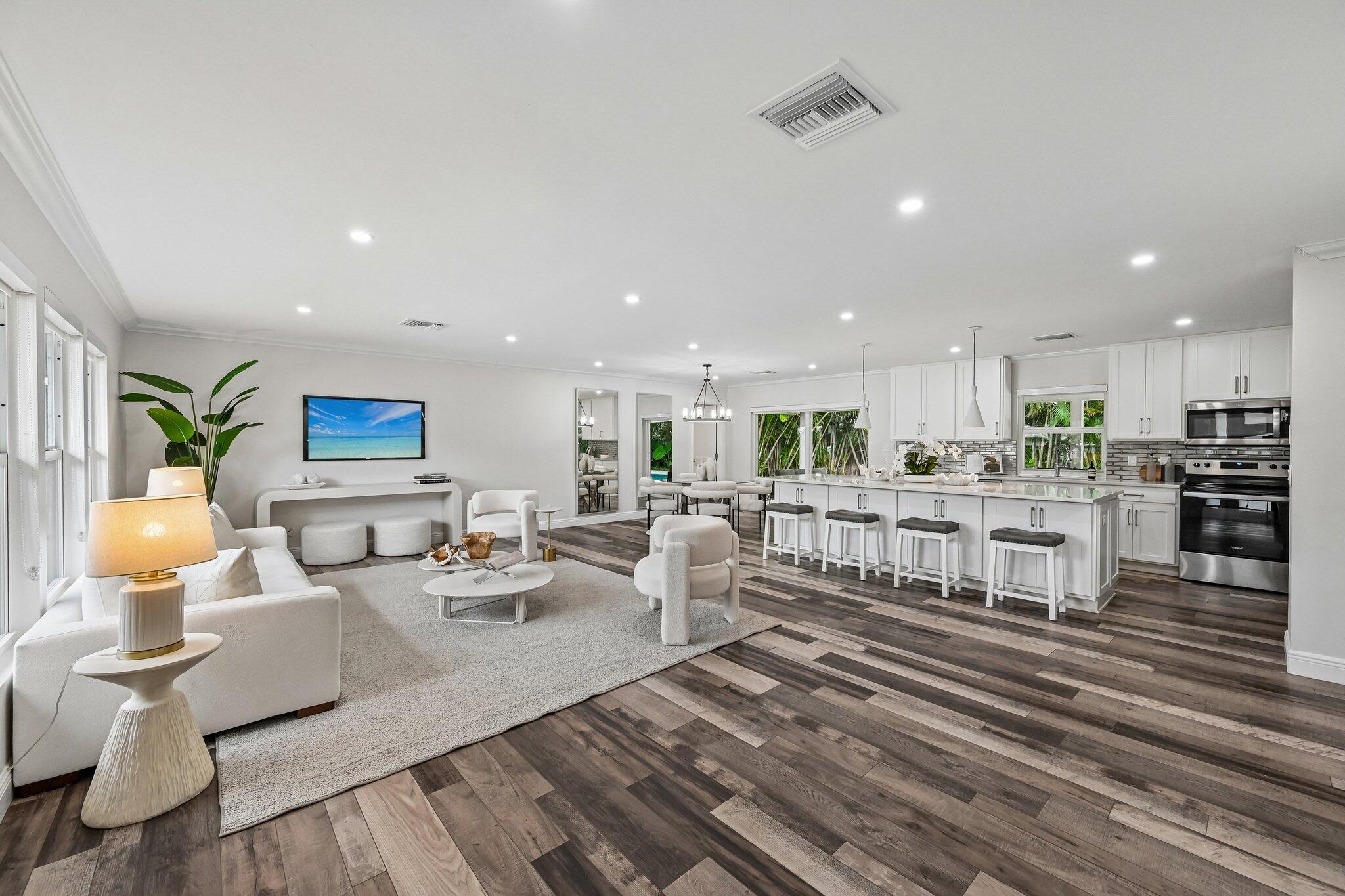 2610 Sun Cove Lane