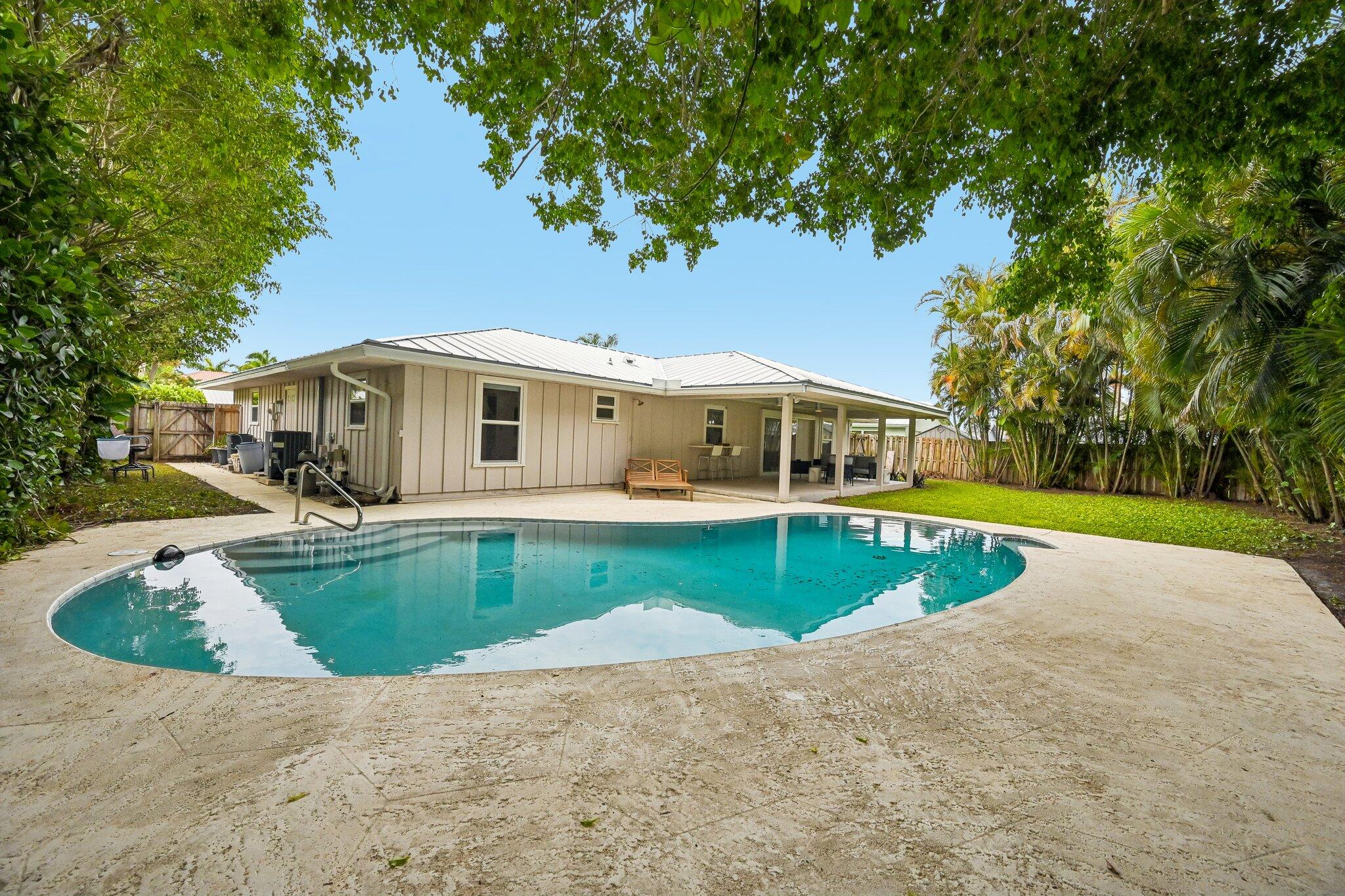 2610 Sun Cove Lane