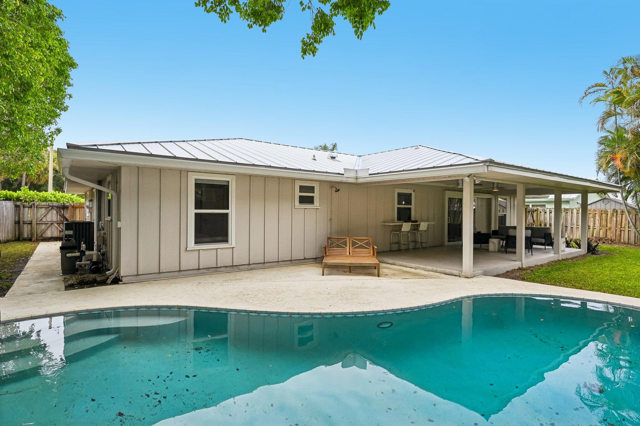 2610 Sun Cove Lane