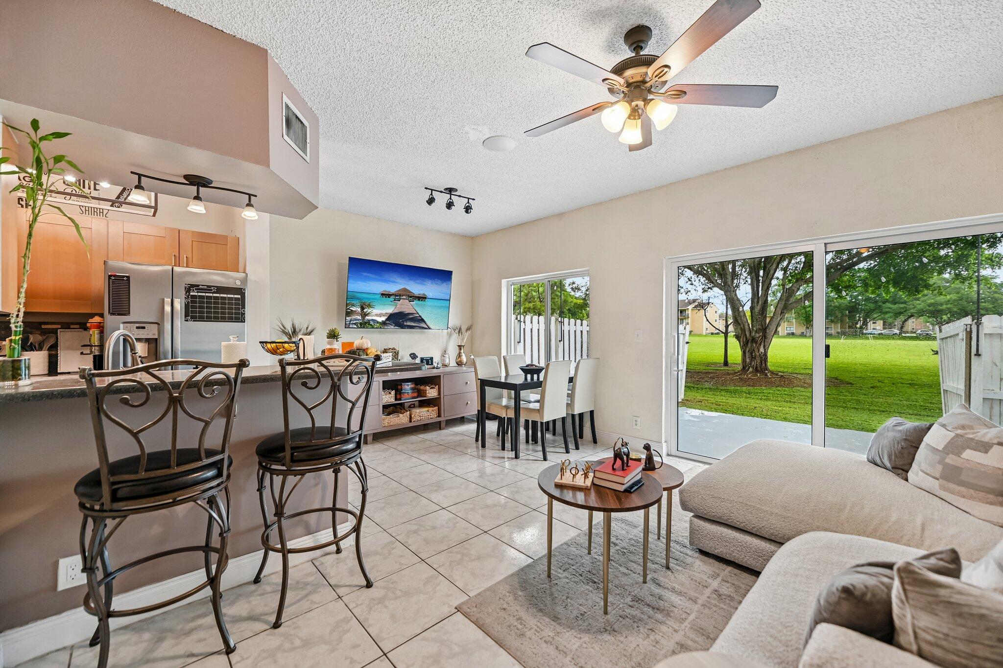 281 SW 95TH Terrace