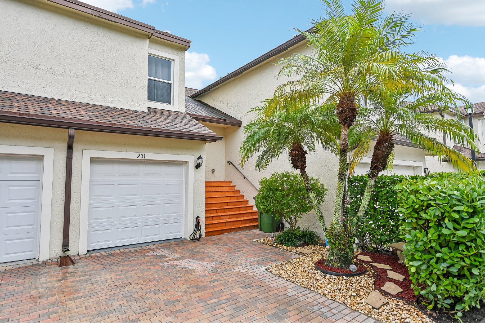 281 SW 95TH Terrace