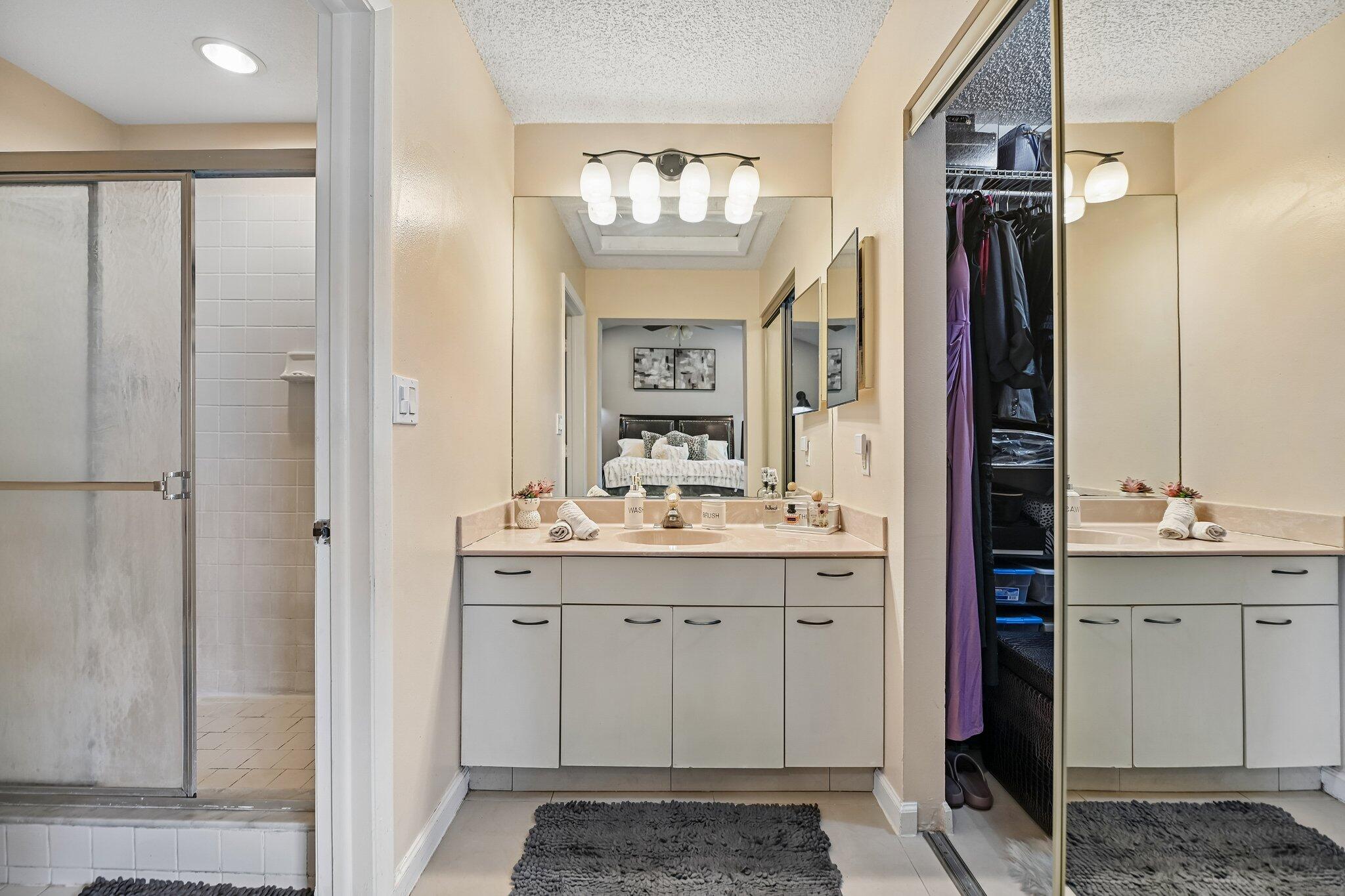 281 SW 95TH Terrace