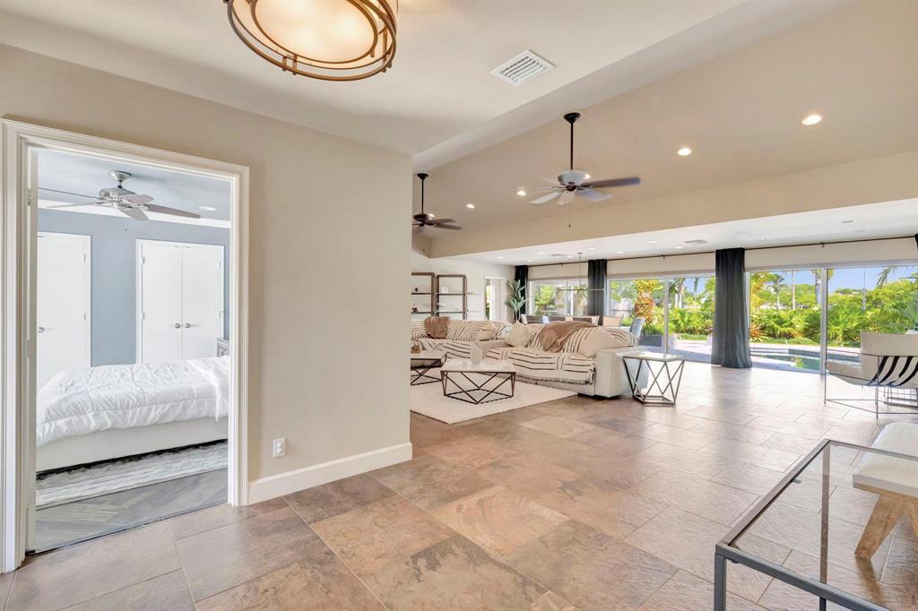 4907 Holly Drive