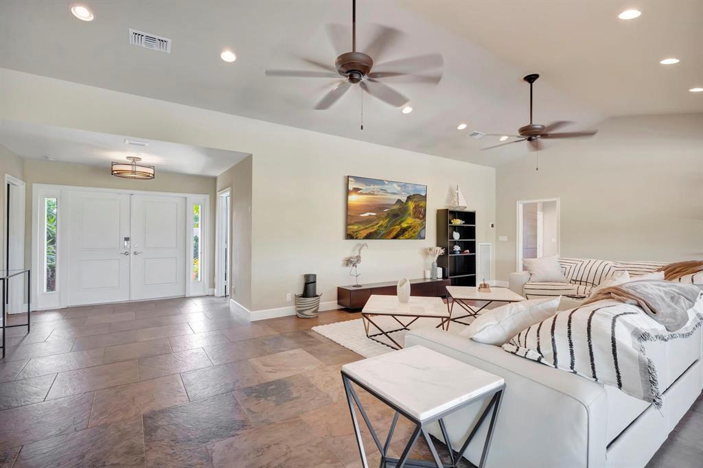 4907 Holly Drive
