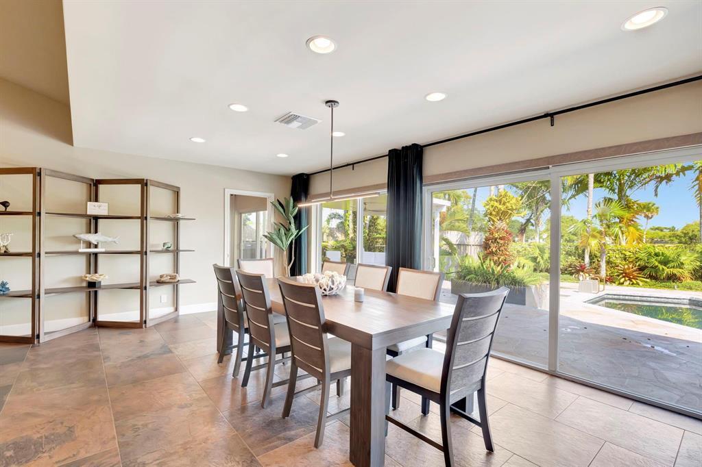 4907 Holly Drive