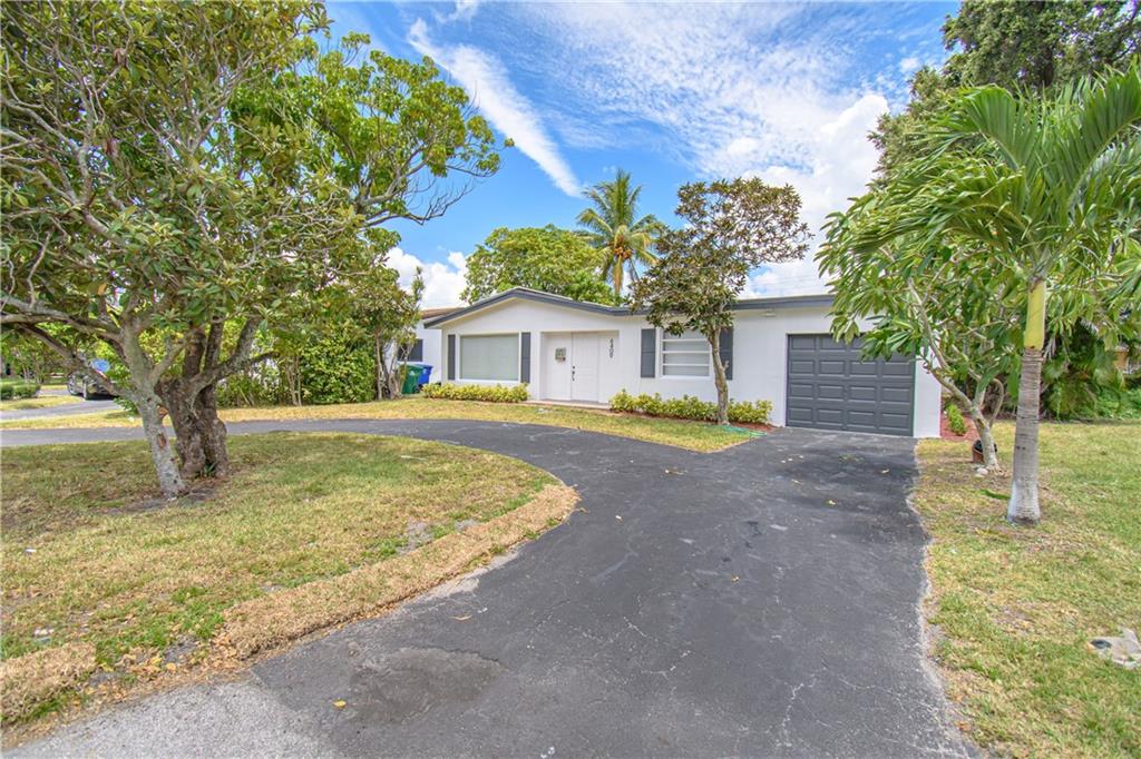6409 Arbor Dr