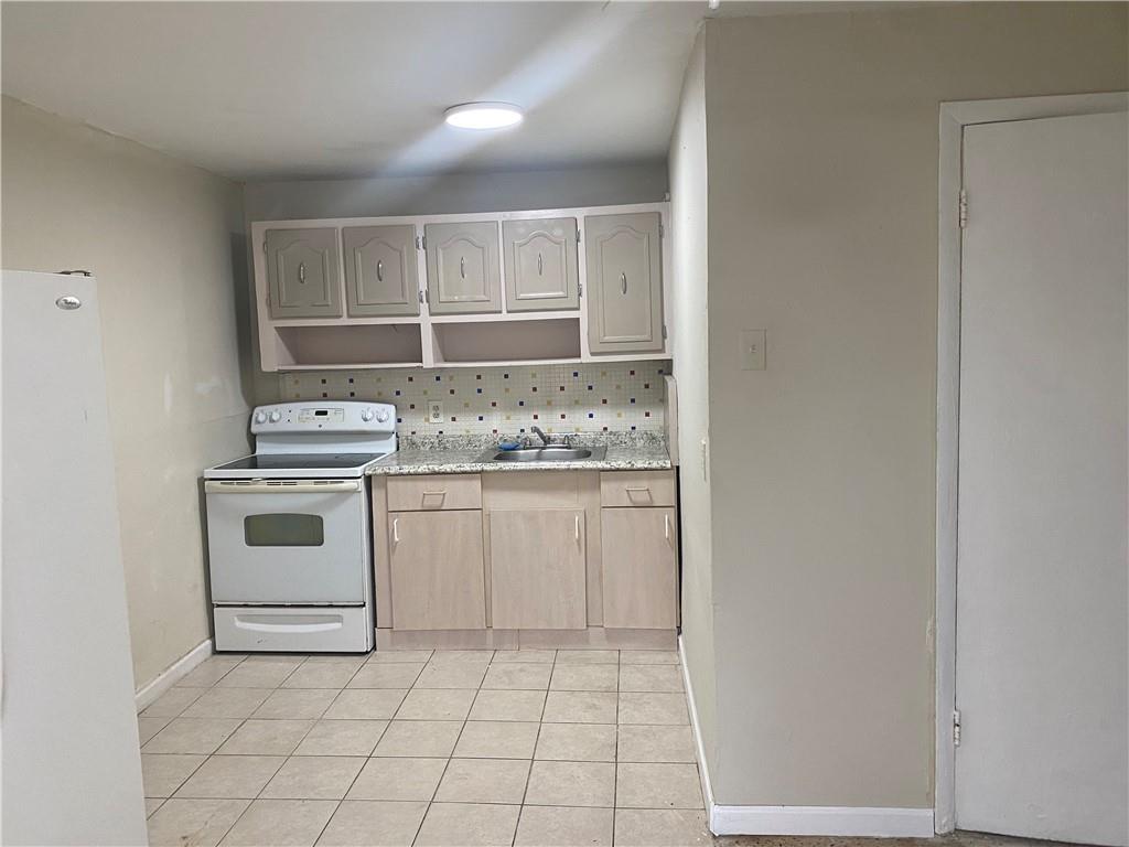 1770 NW 112th Ter