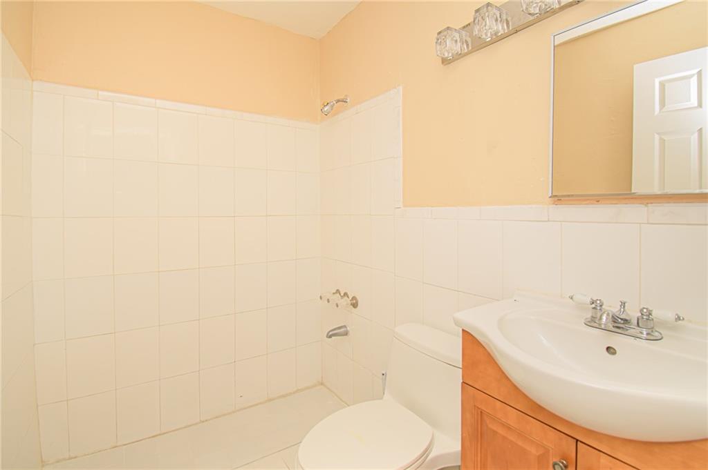 1770 NW 112th Ter