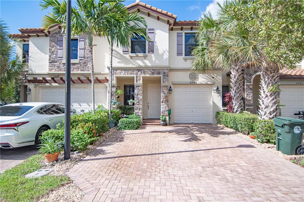 6943 Halton Park Ln Unit: 6943