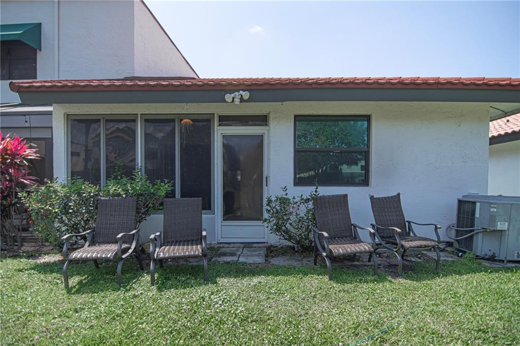 369 NW 36th Ave