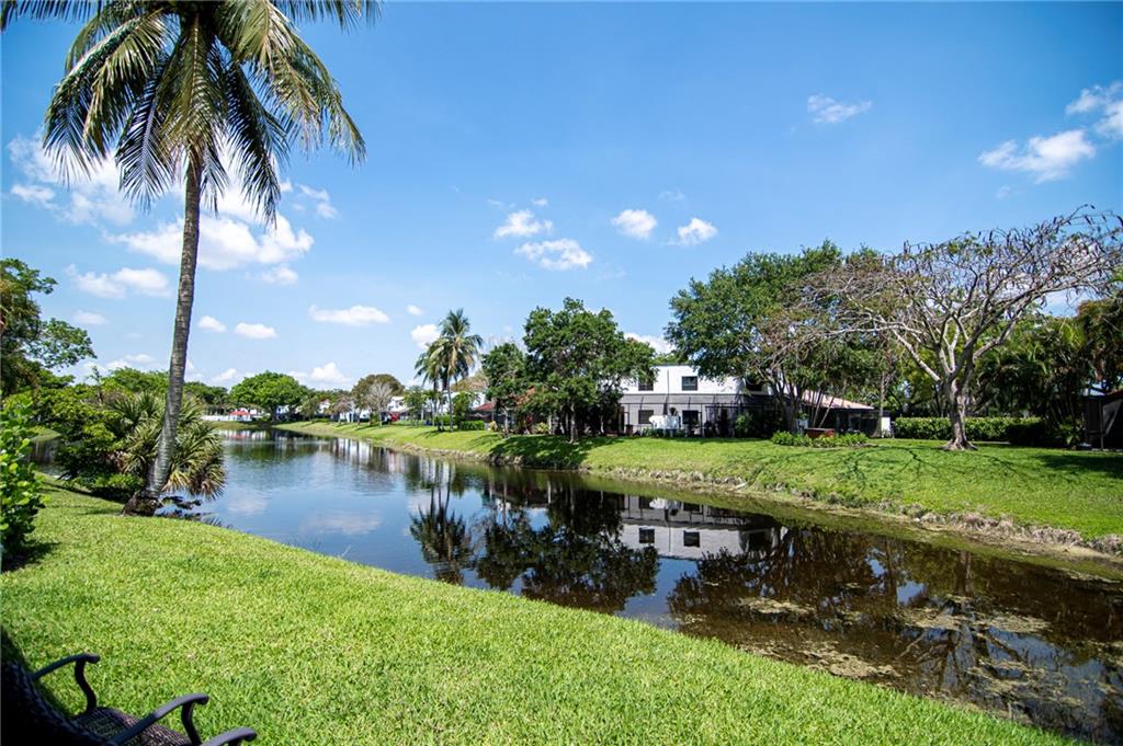 369 NW 36th Ave