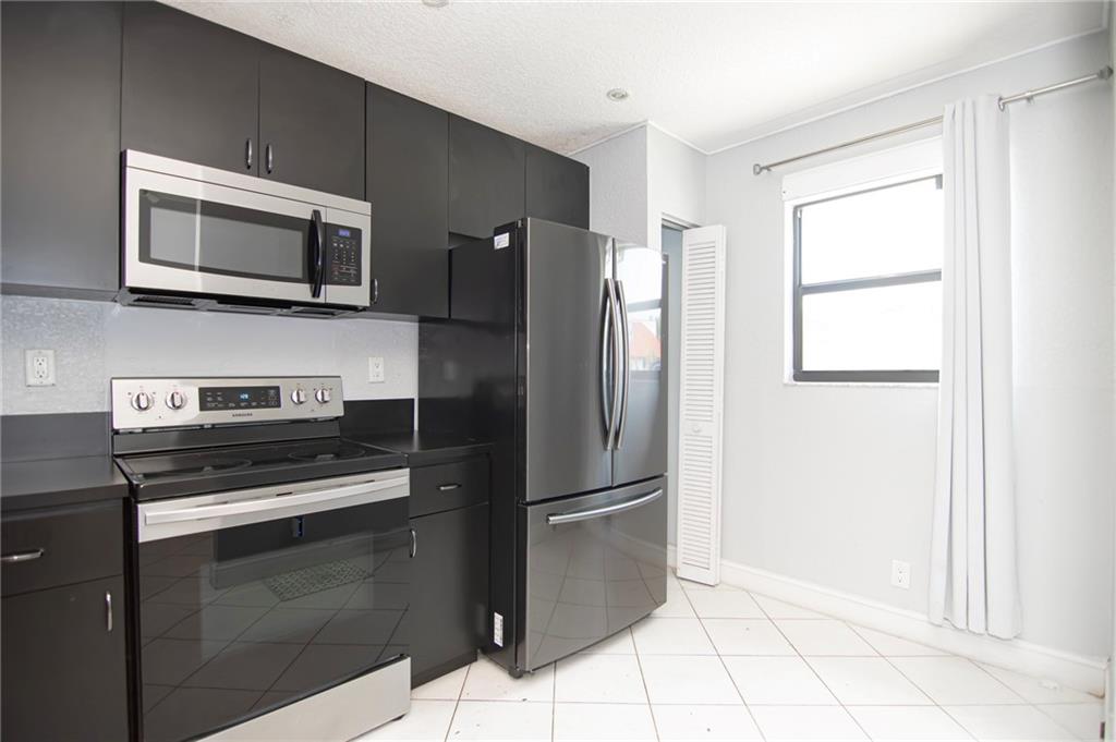 369 NW 36th Ave