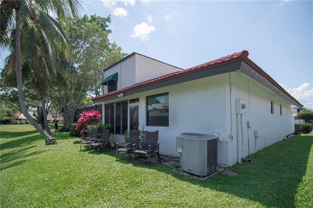 369 NW 36th Ave