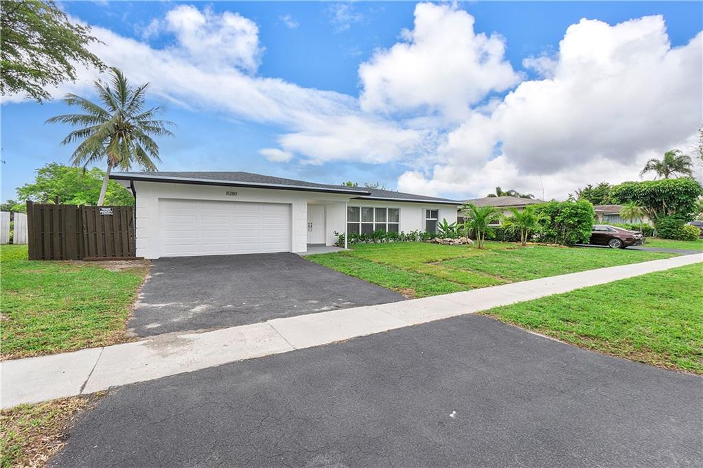 8280 NW 66th Ter