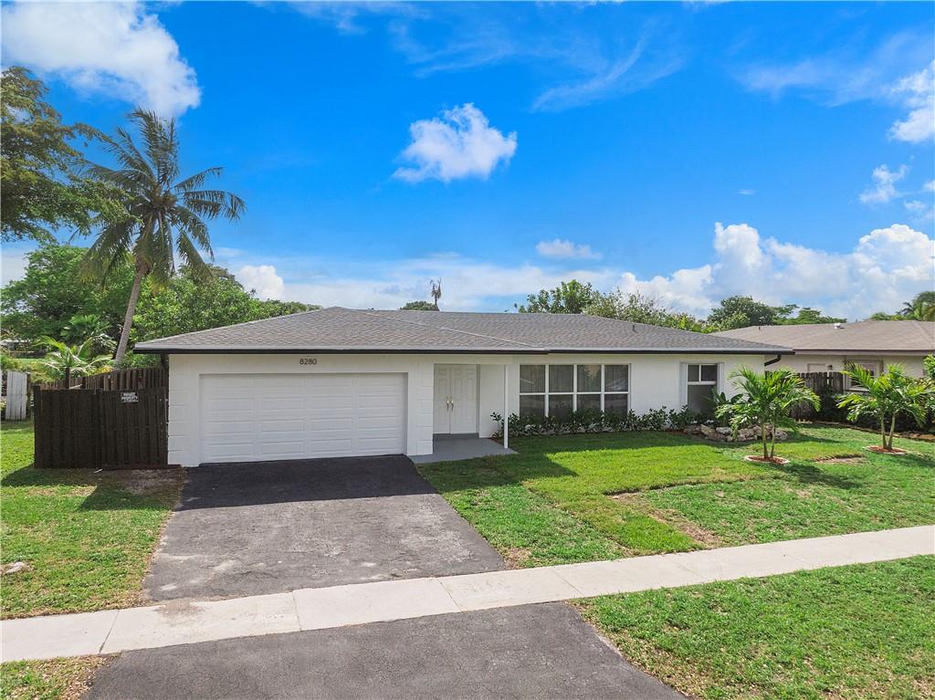 8280 NW 66th Ter
