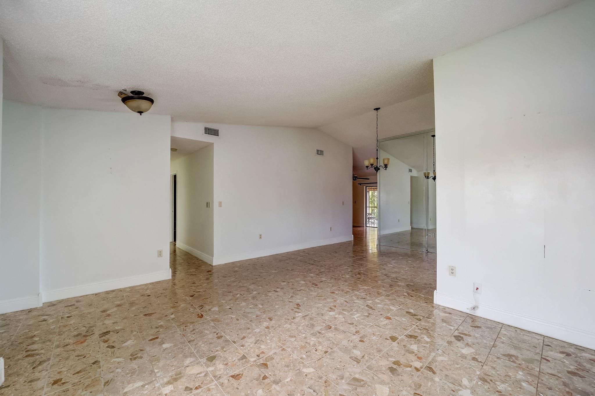 2134 SW 138th Ave