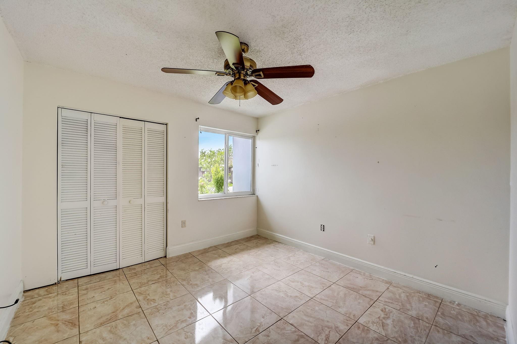 2134 SW 138th Ave