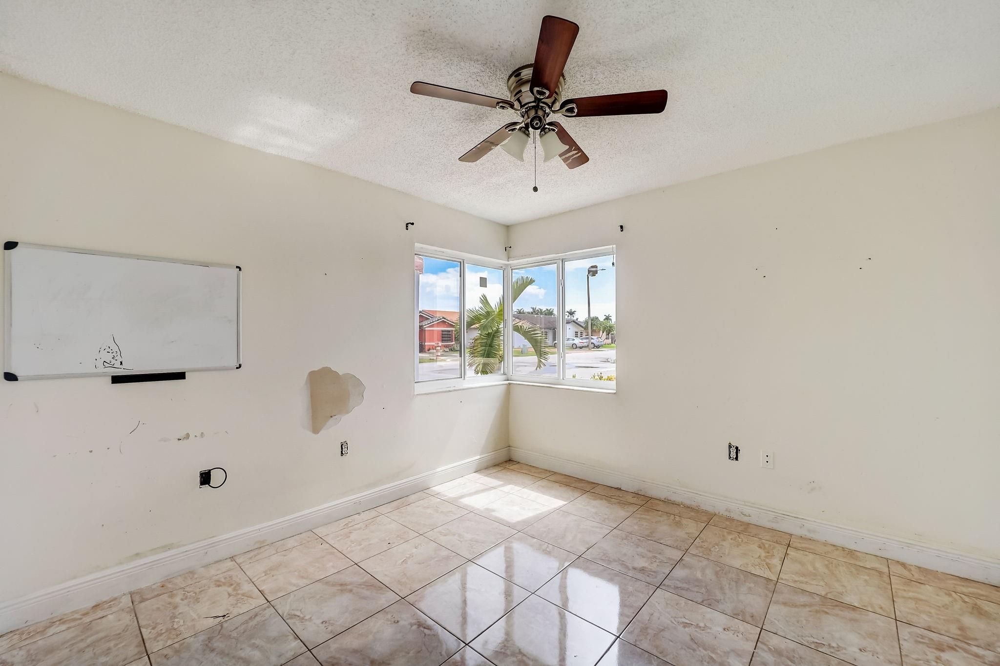 2134 SW 138th Ave