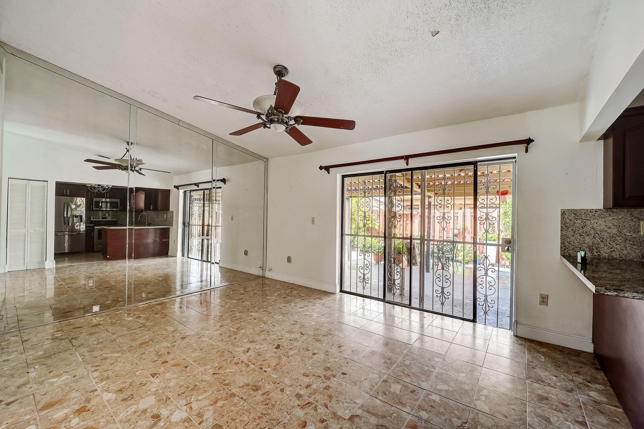 2134 SW 138th Ave